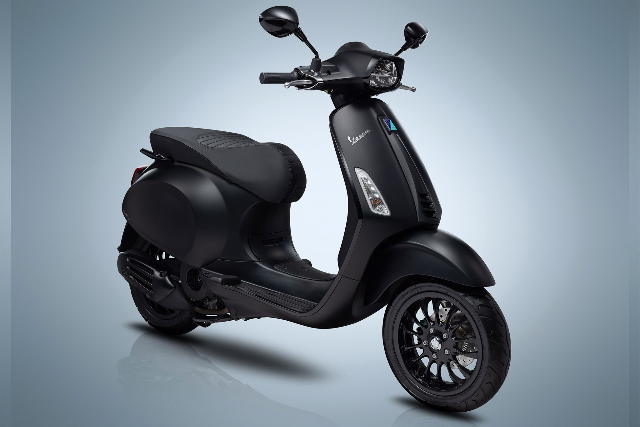 Xe_Tinhte_Vespa_GTS_Notte_300cc_3.jpg