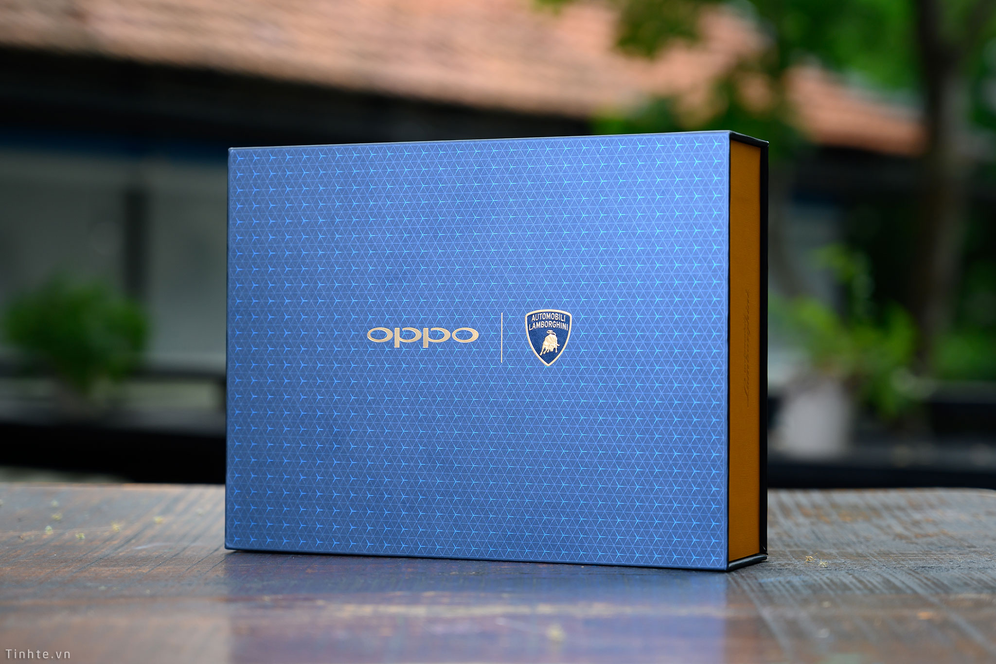 tren_tay_oppo_find_X_lamborghini_Tinhte_8.jpg