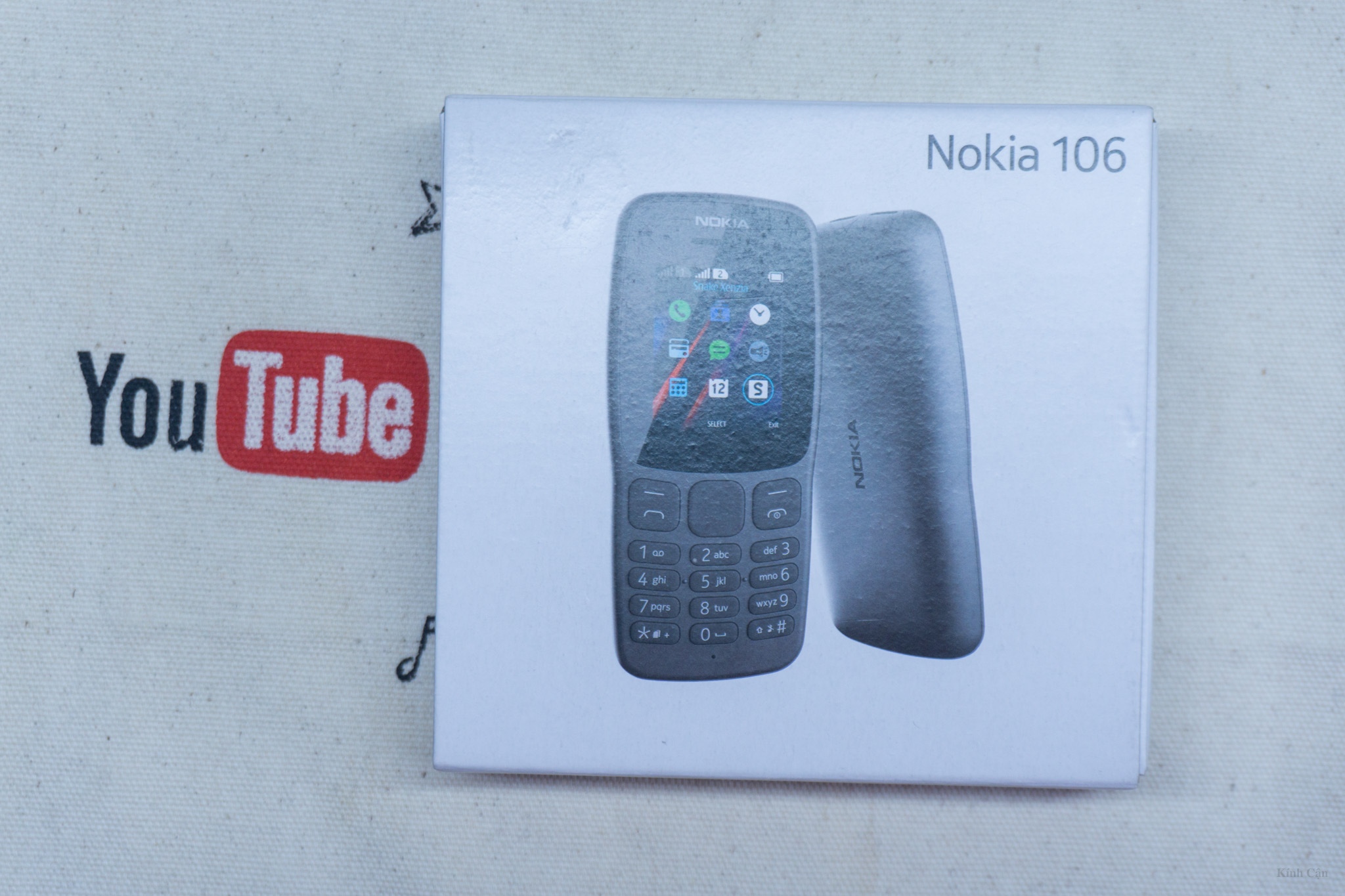 Nokia 106 2018-2.jpg