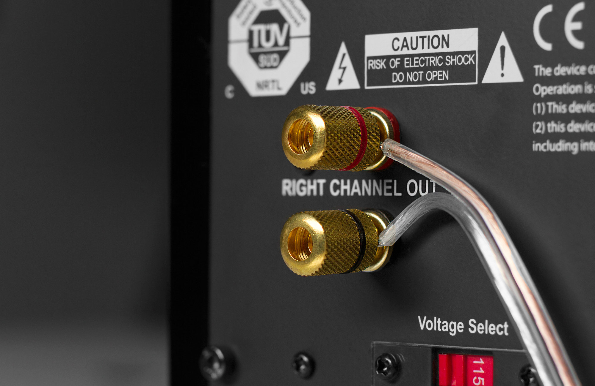 tinhte_bare_wire_speakers_cable (2).jpg