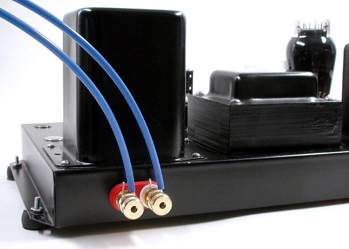 tinhte_bare_wire_speakers_cable.jpg