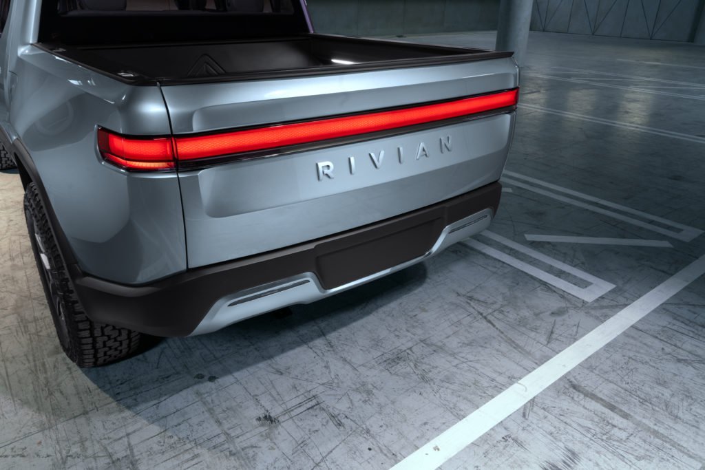 ab21fe76-rivian-unveils-r1t-electric-truck-23.jpg