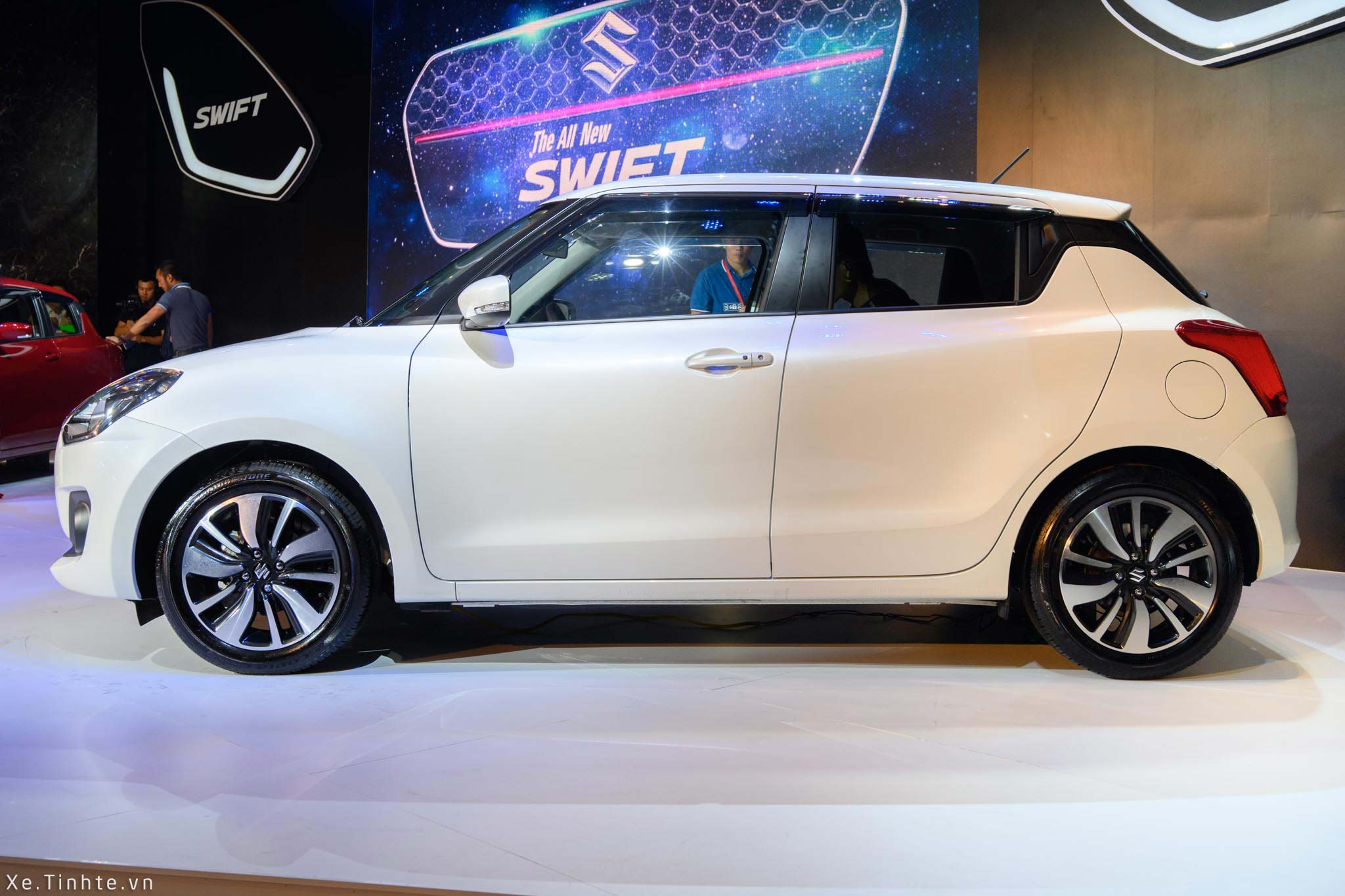 Suzuki_Swift_2018_tinhte_5.jpg