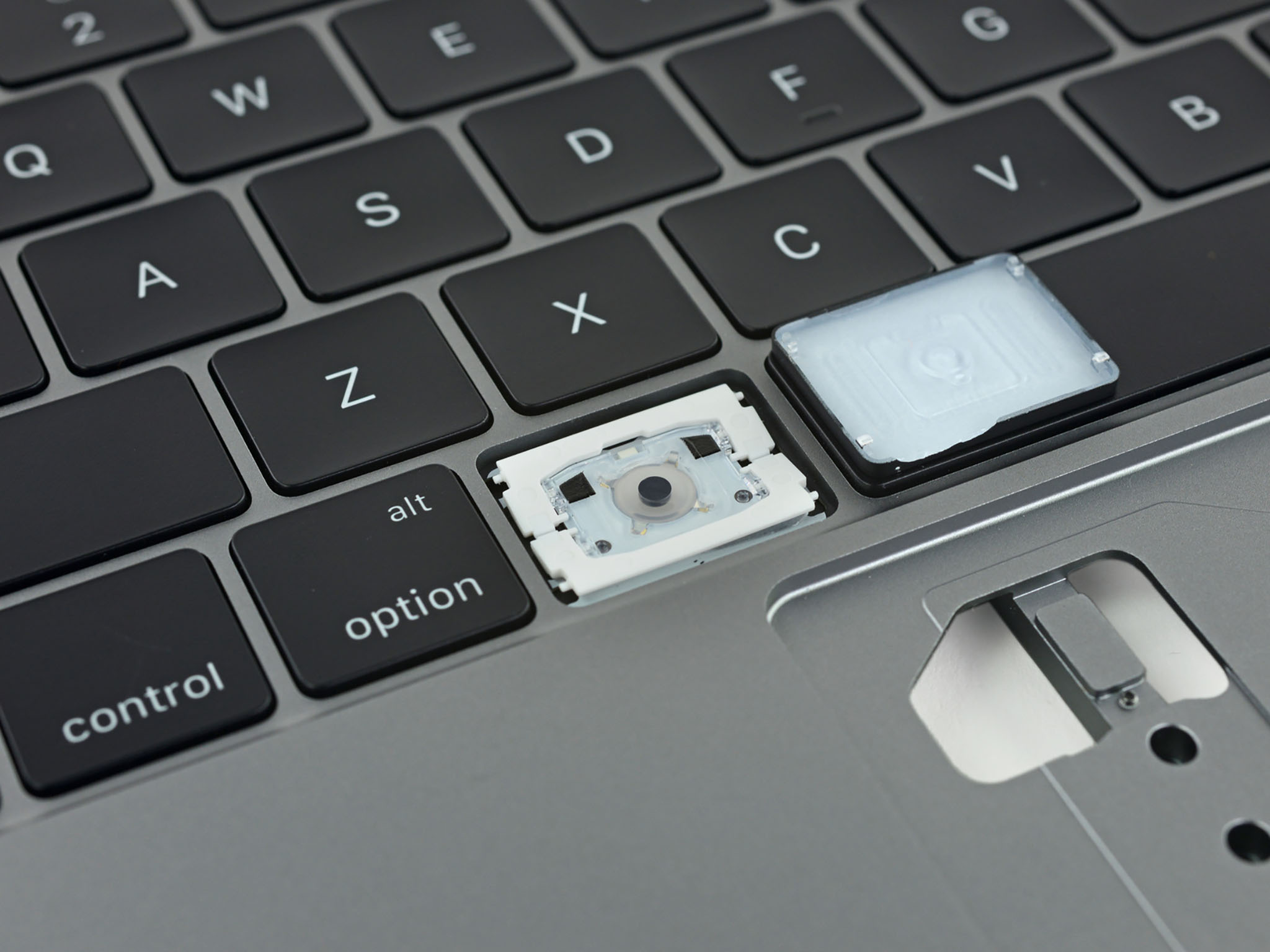 MacBook butterfly key.jpg