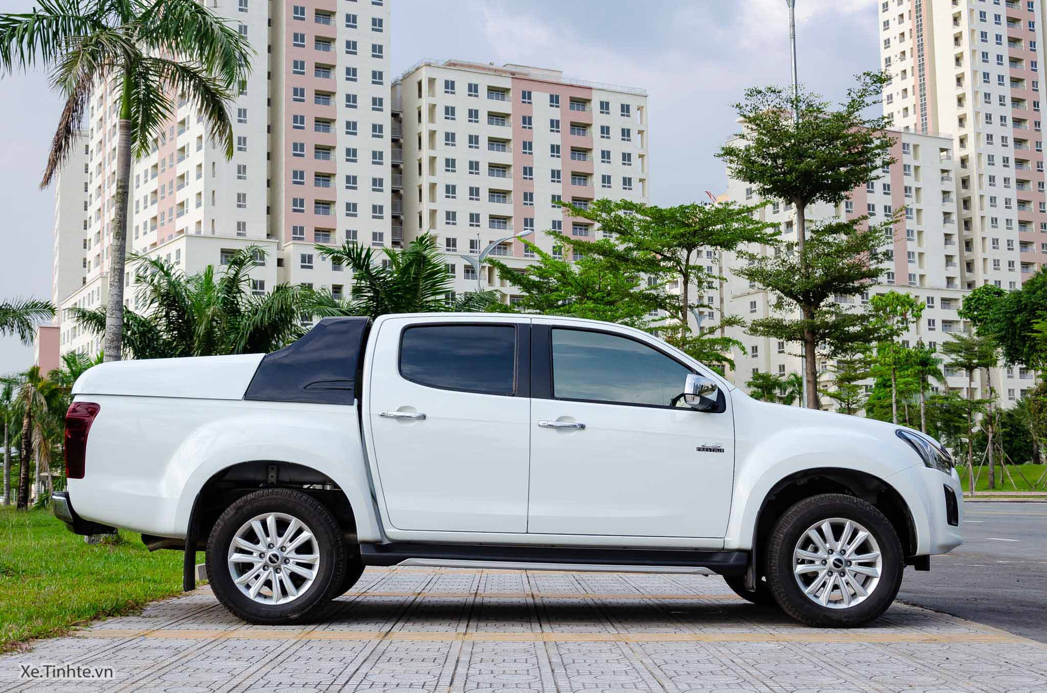 Isuzu_D-MAX 2018_Xe.tinhte.vn-4291.jpg