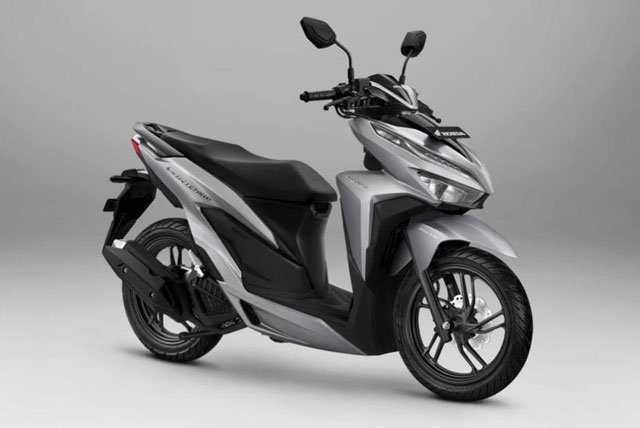 So sánh hai phiên bản Honda Vario 150 2017 và Vario 150 2018