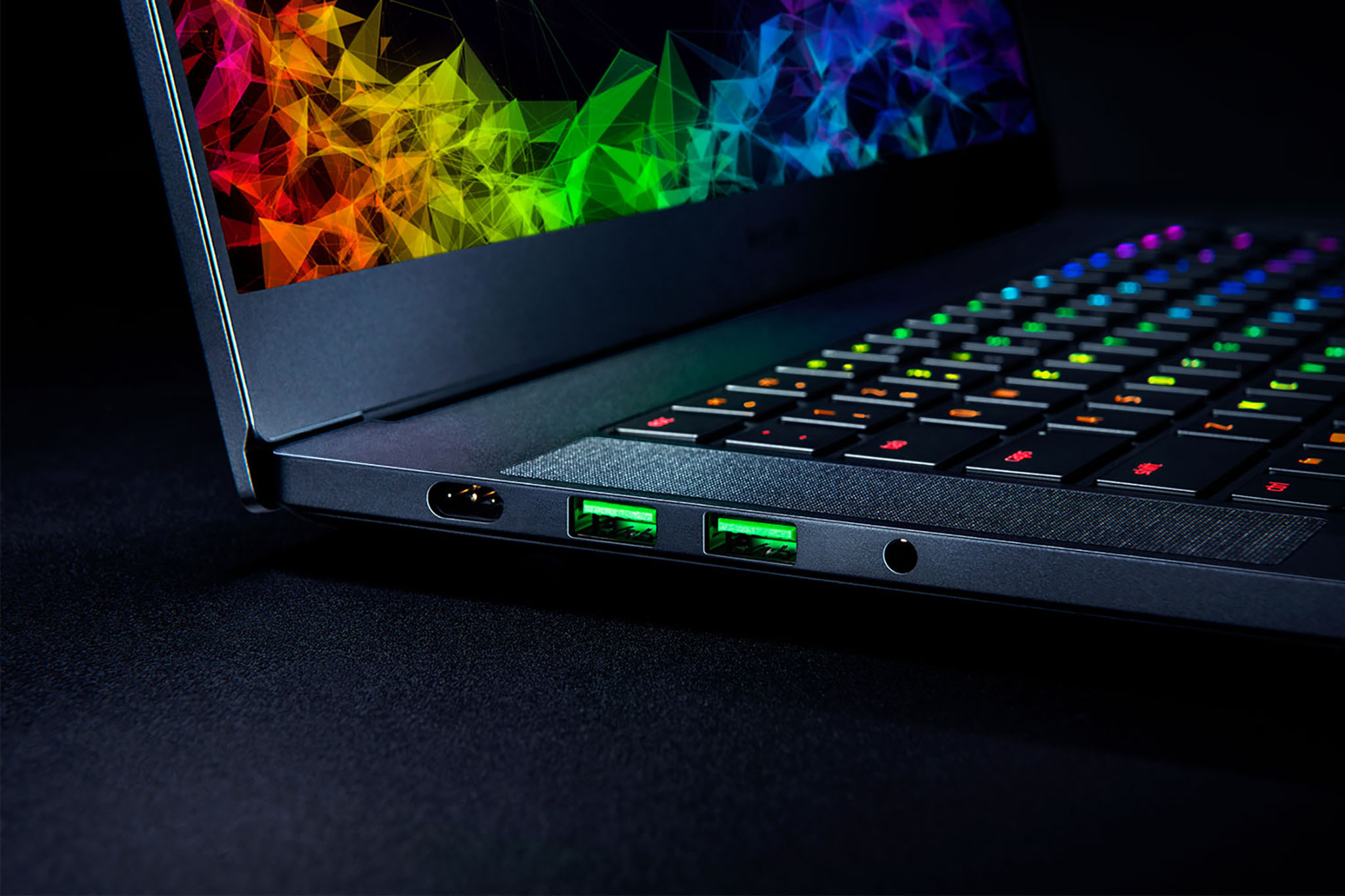 Razer Blade 15 v2 (6).jpg