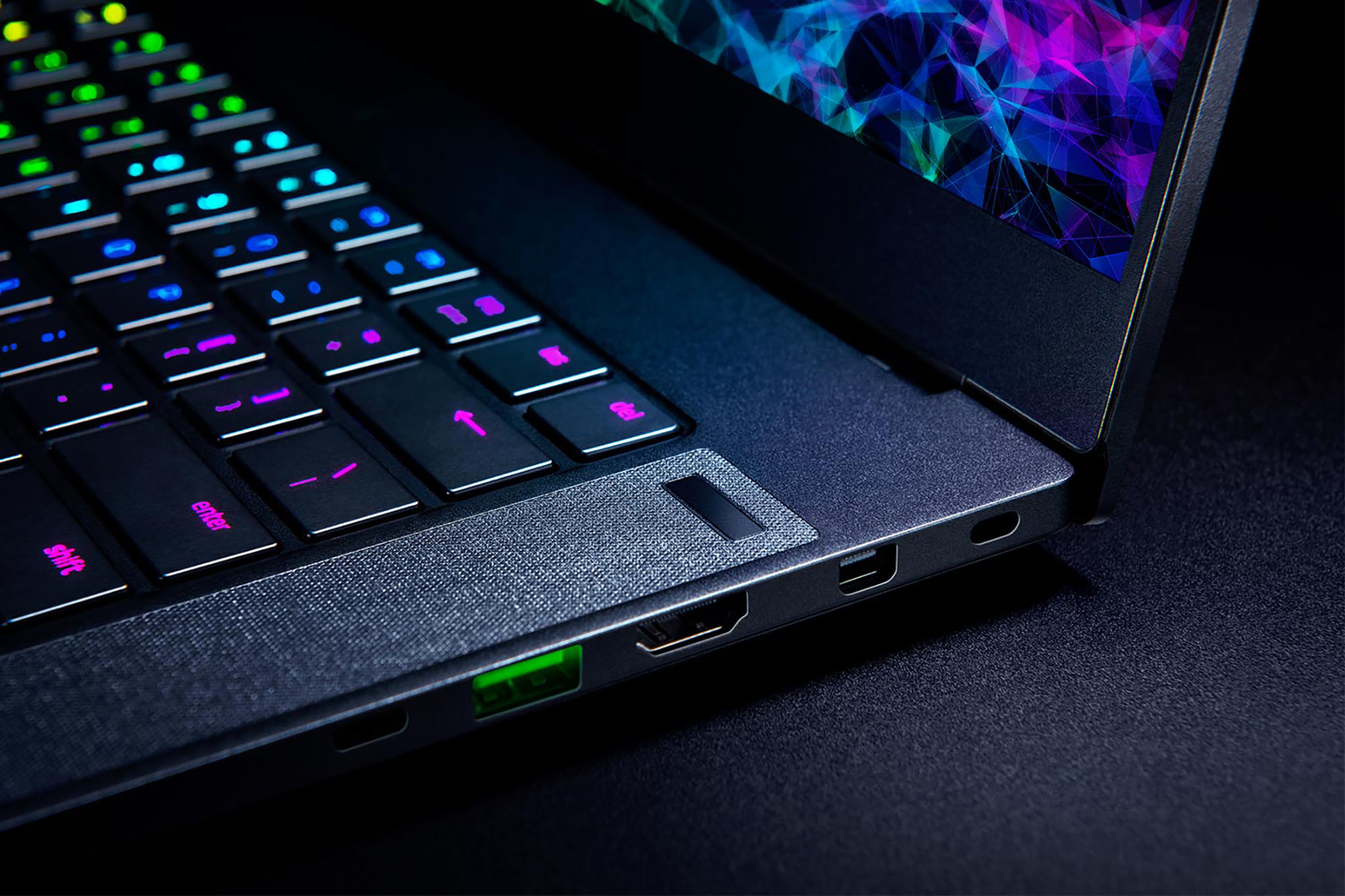 Razer Blade 15 v2 (8).jpg