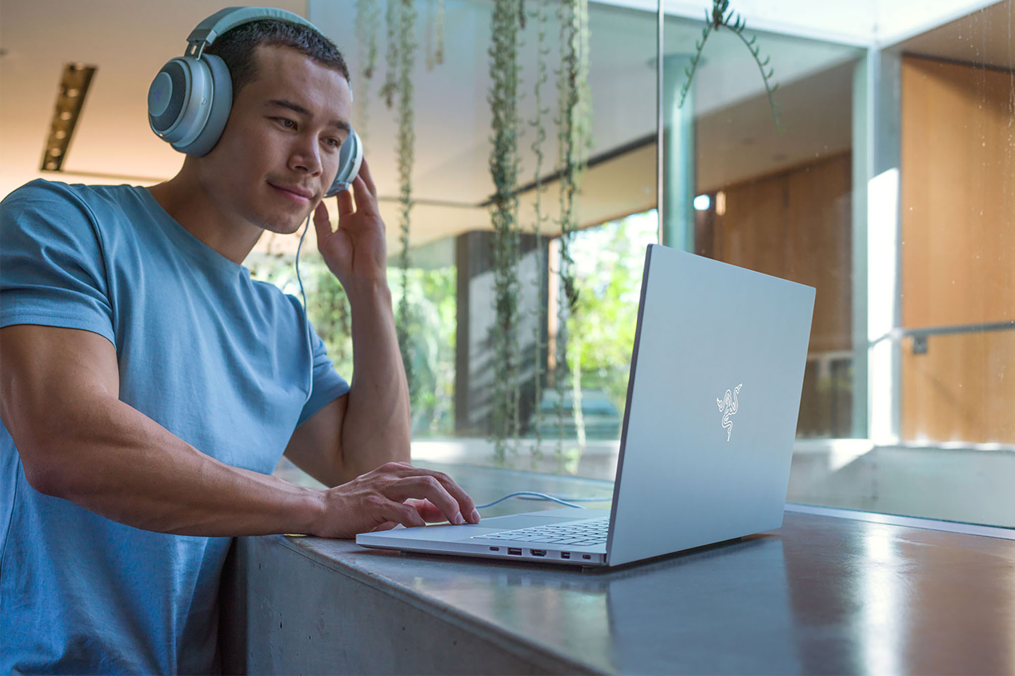 Razer Blade 15 v2 (10).jpg