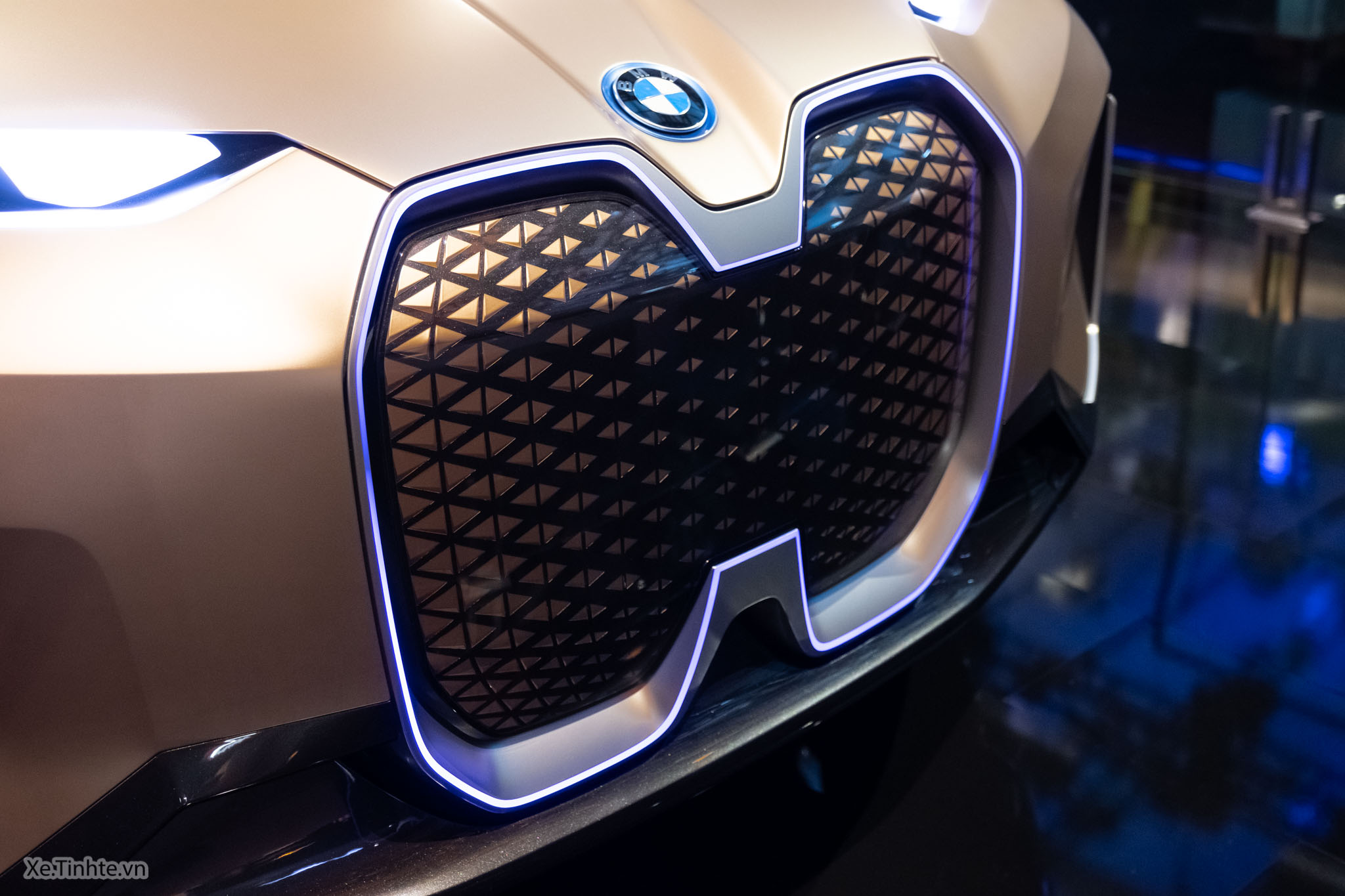 BMW_iNext Concept_Xe.tinhte.vn-0042.jpg