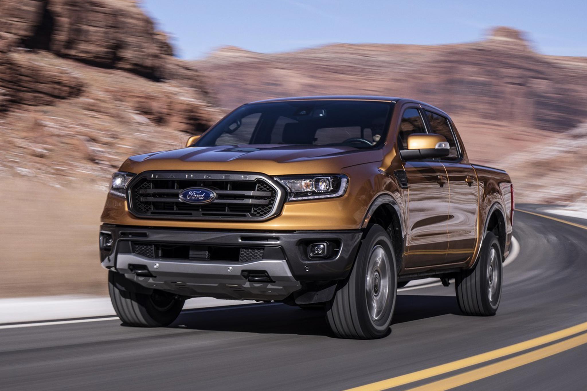 Xe_Tinhte_Ford_Ranger_2019.jpg