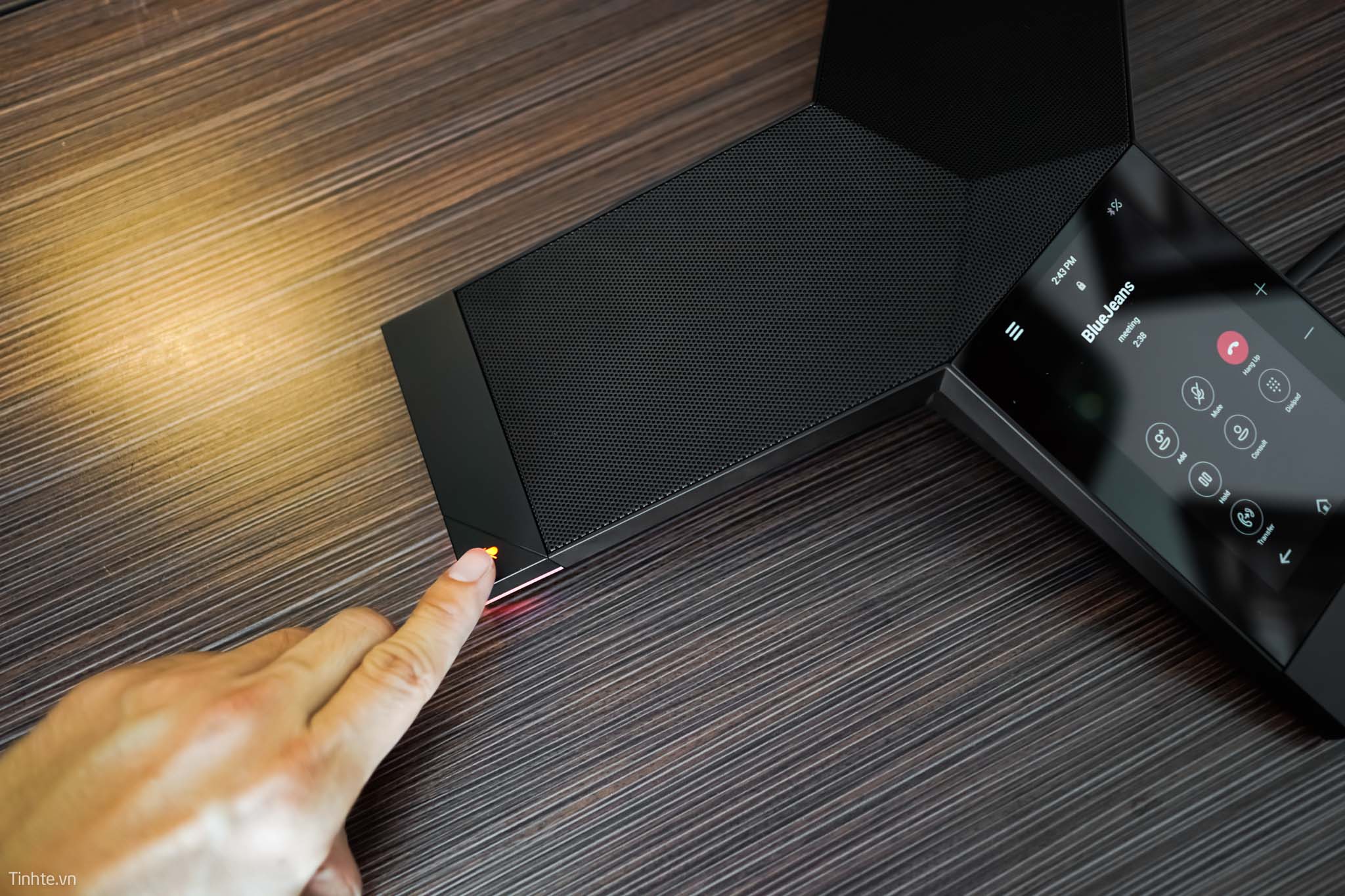 tinhte_polycom_trio_8500_11.jpg