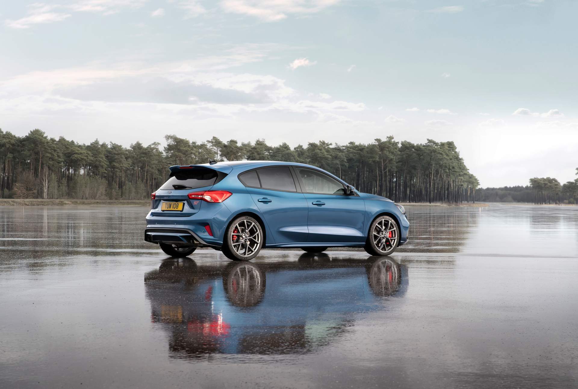 2019-ford-focus-st-7.jpg