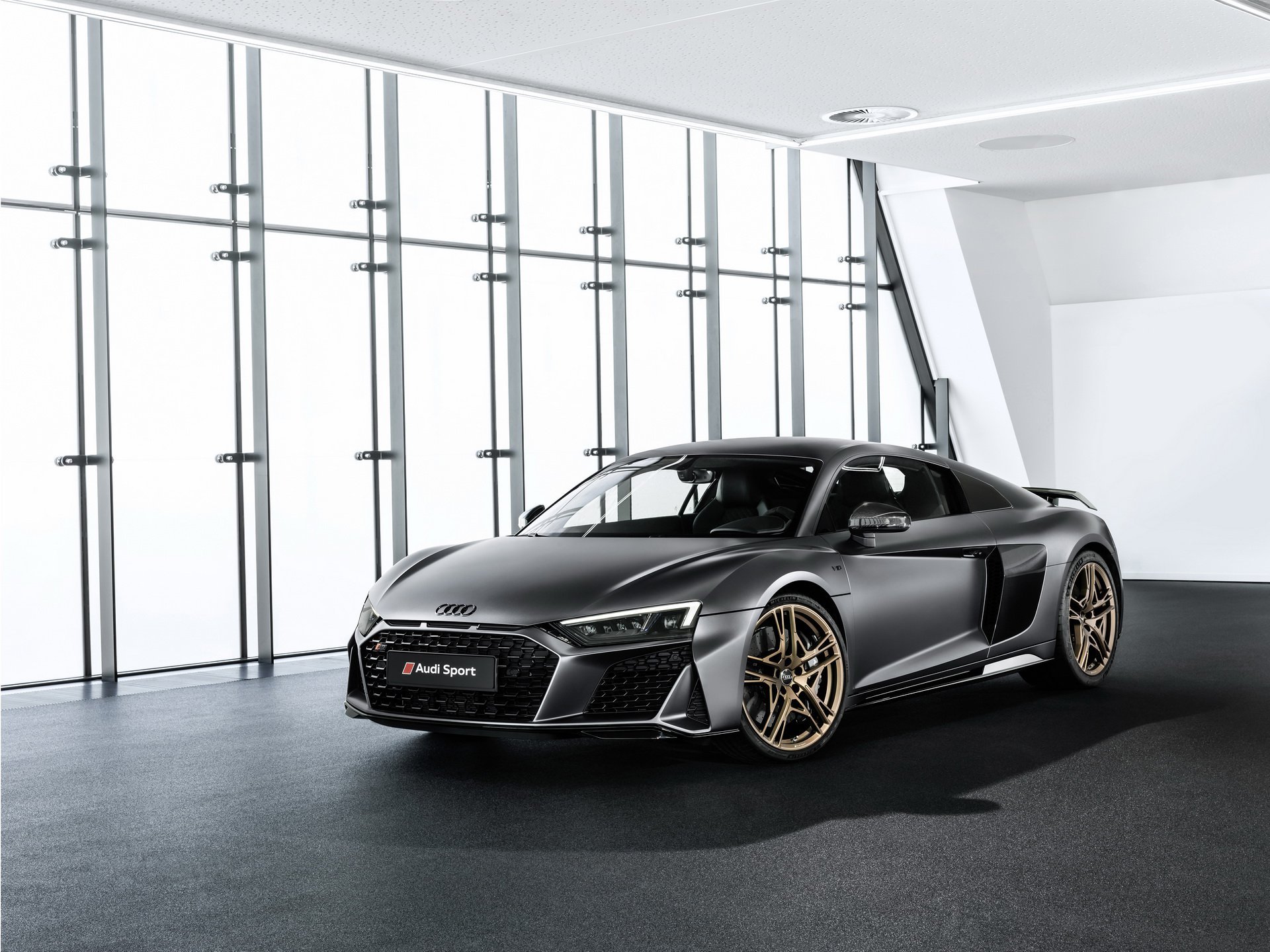 "audi-r8-v10-decennium-02.jpg"