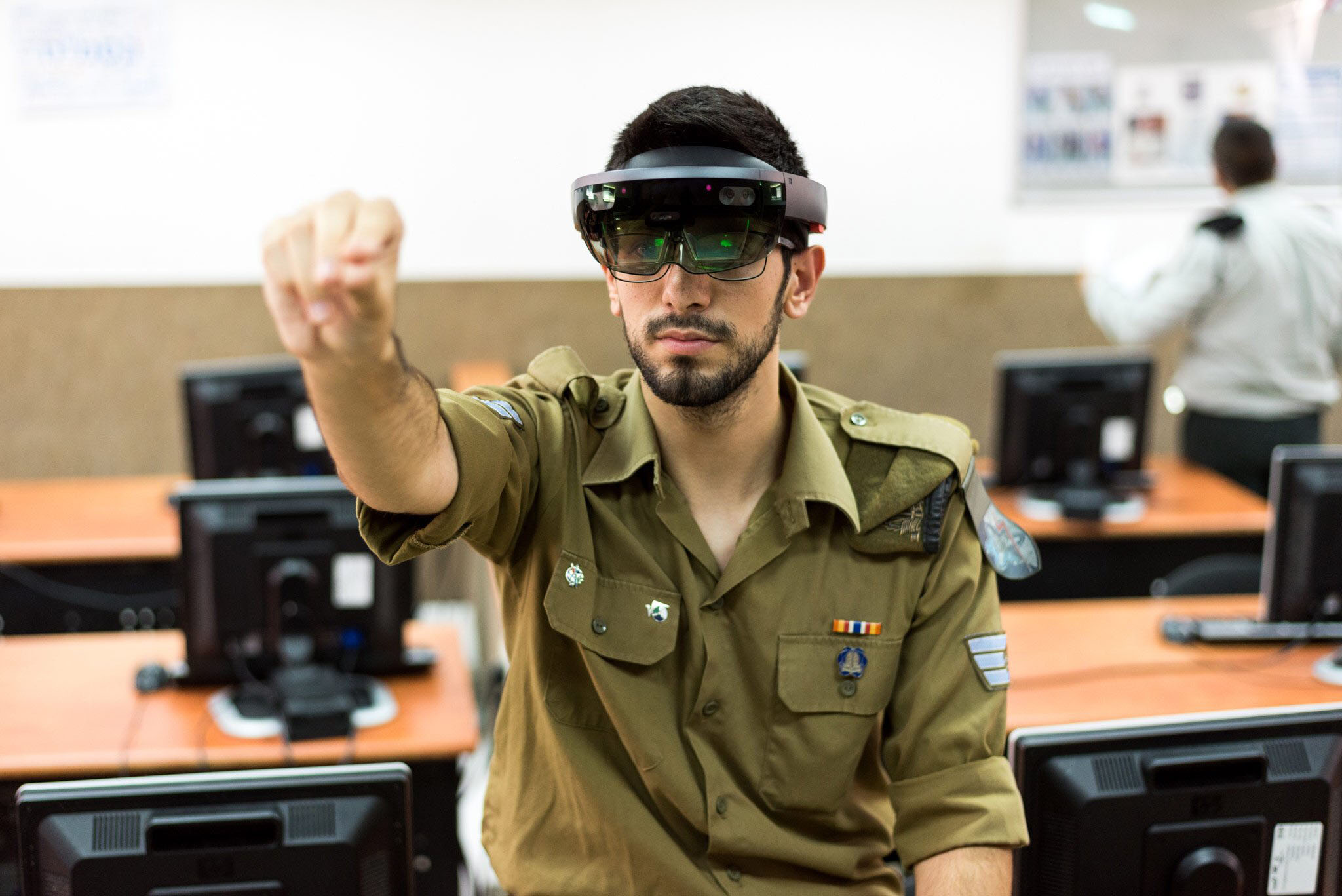 HoloLens 2 Military.jpg