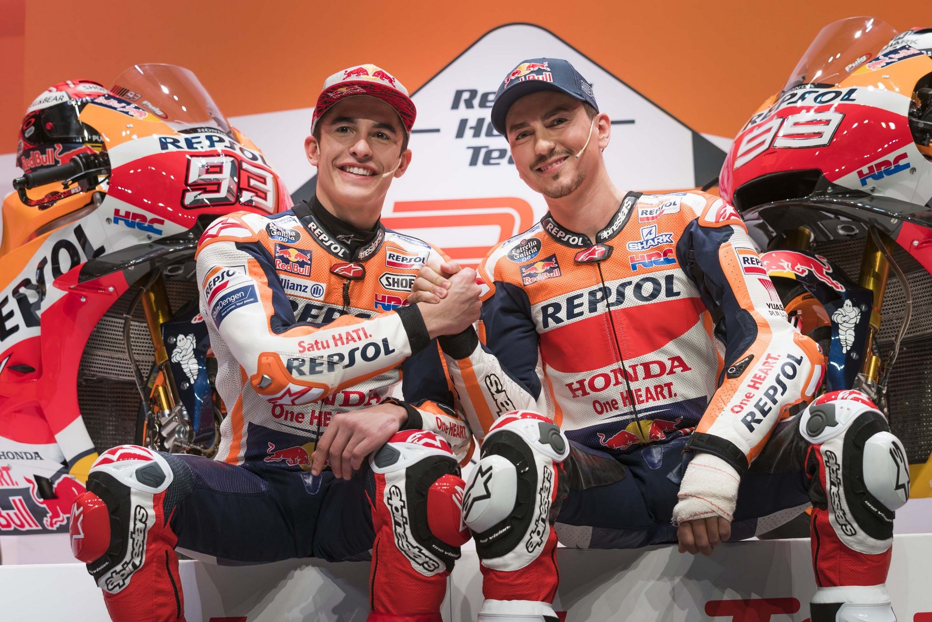 Repsol-Honda-MotoGP-team-unveil-2019-30.jpg