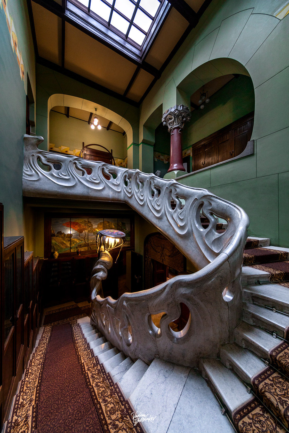 Moscow-Staircase-11-mm.jpg