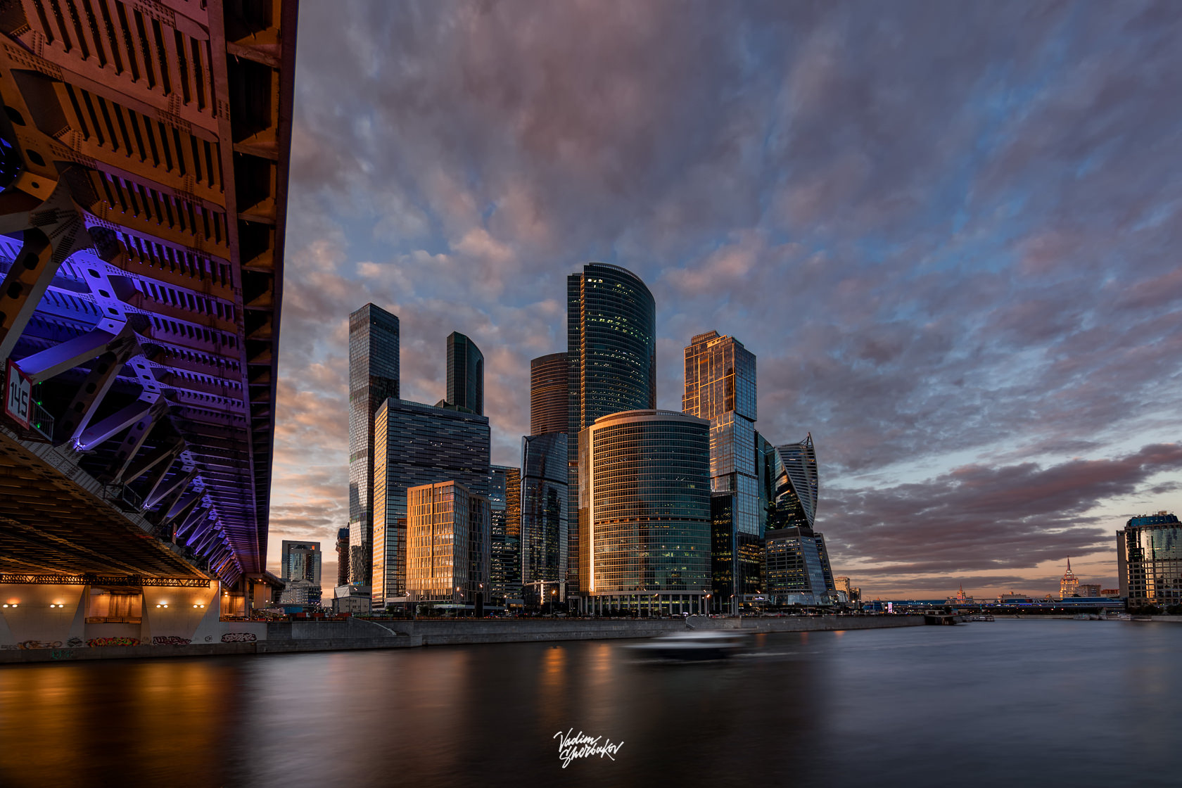 Irix-Moscow-City-11mm.jpg