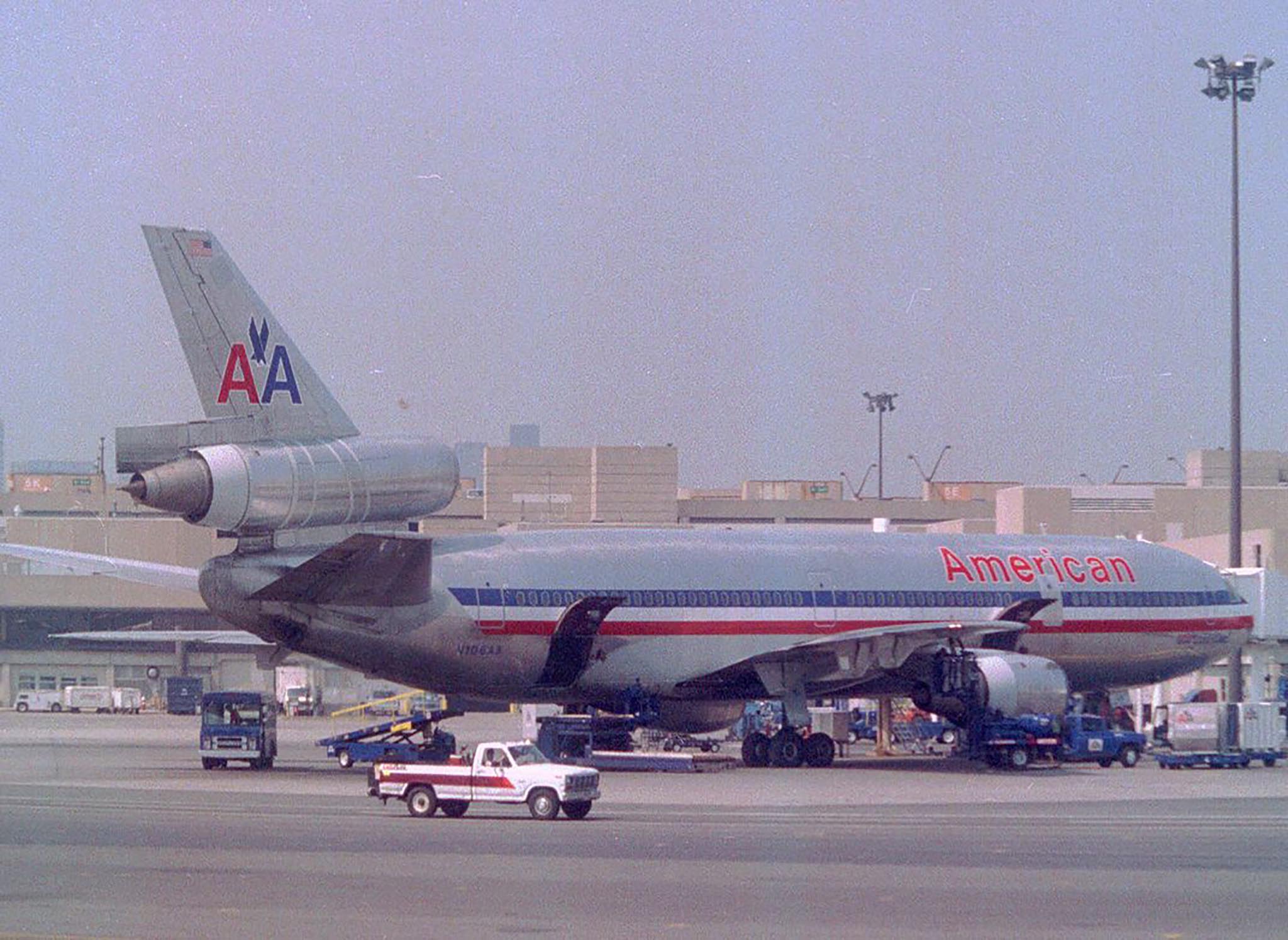 DC-10 Cargo Open.jpg