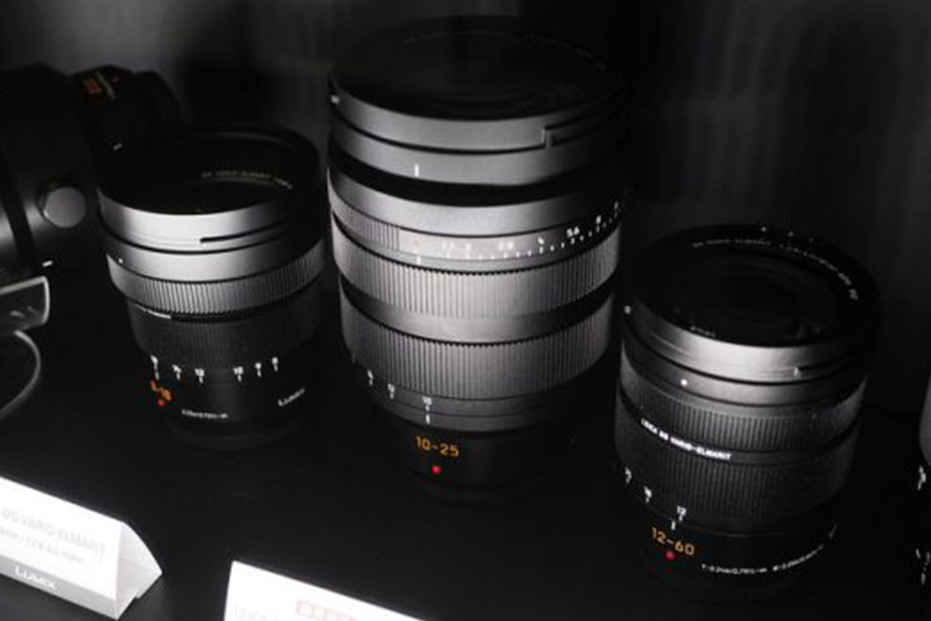 Panasonic-Leica-DG-Vario-Summilux-10-25mm-f1.7-MFT.jpg