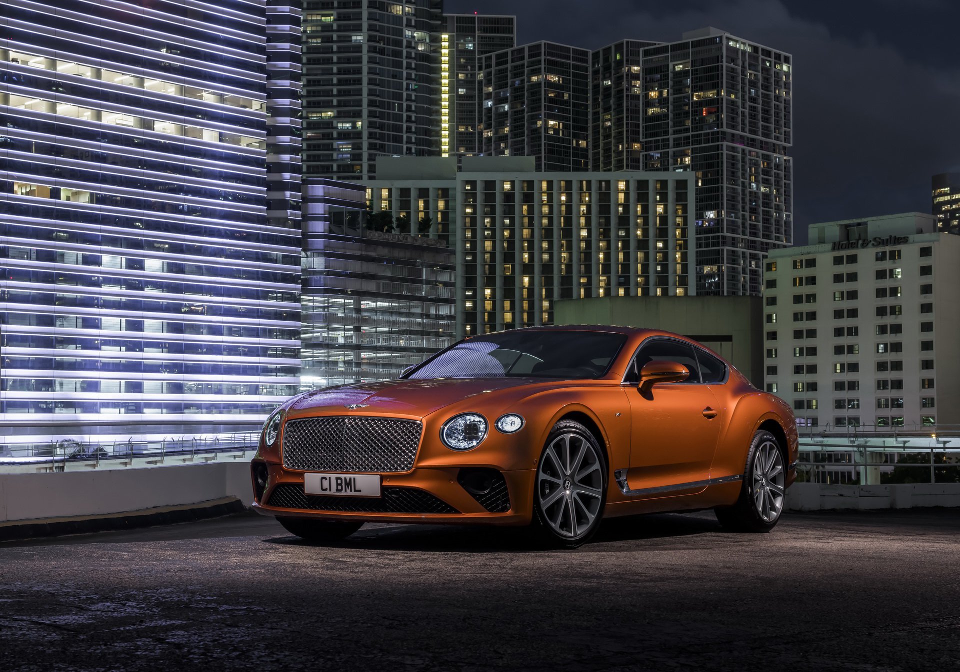 bentley-continental-gt-v8-launched-8.jpg