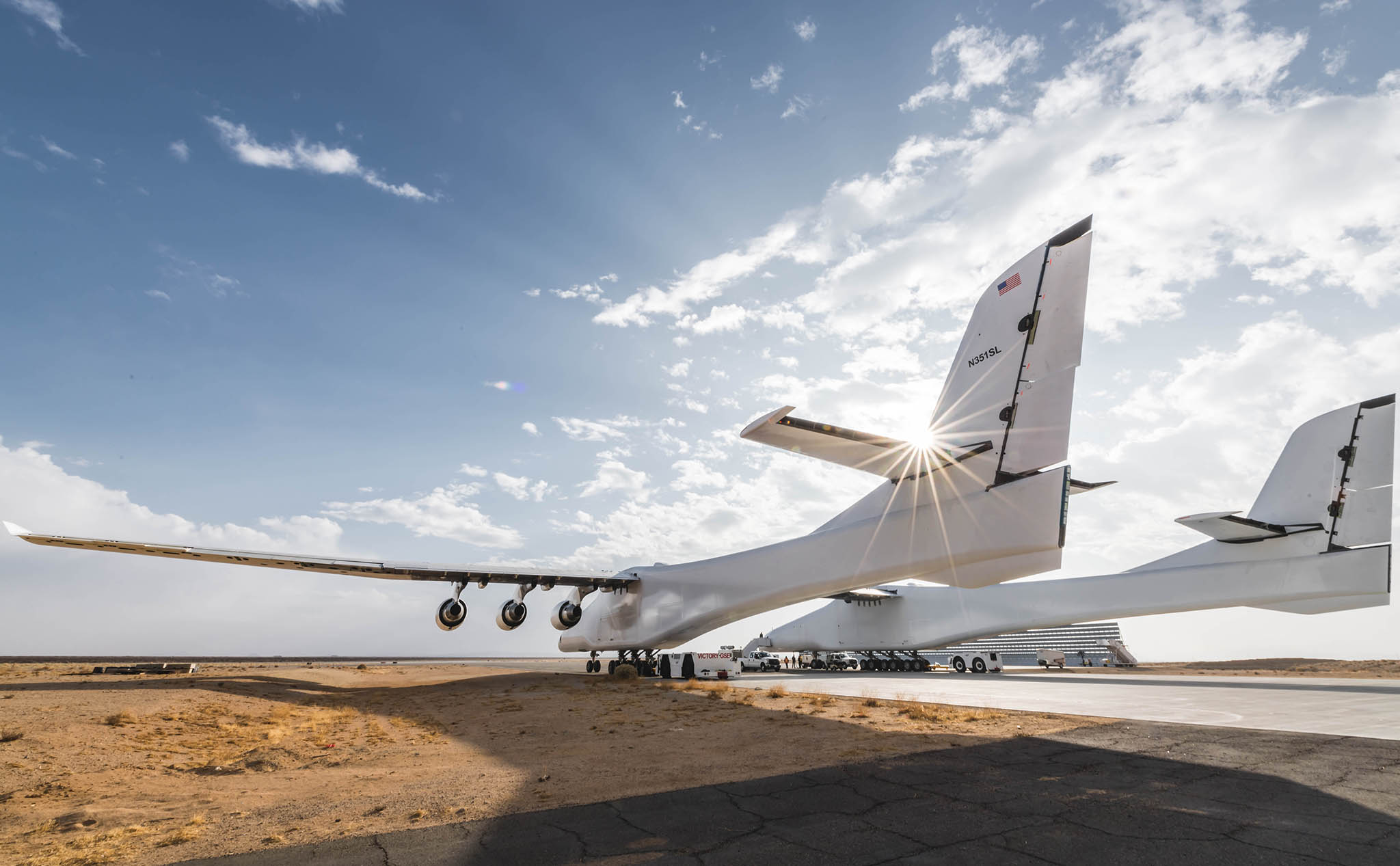 Stratolaunch 1.jpg