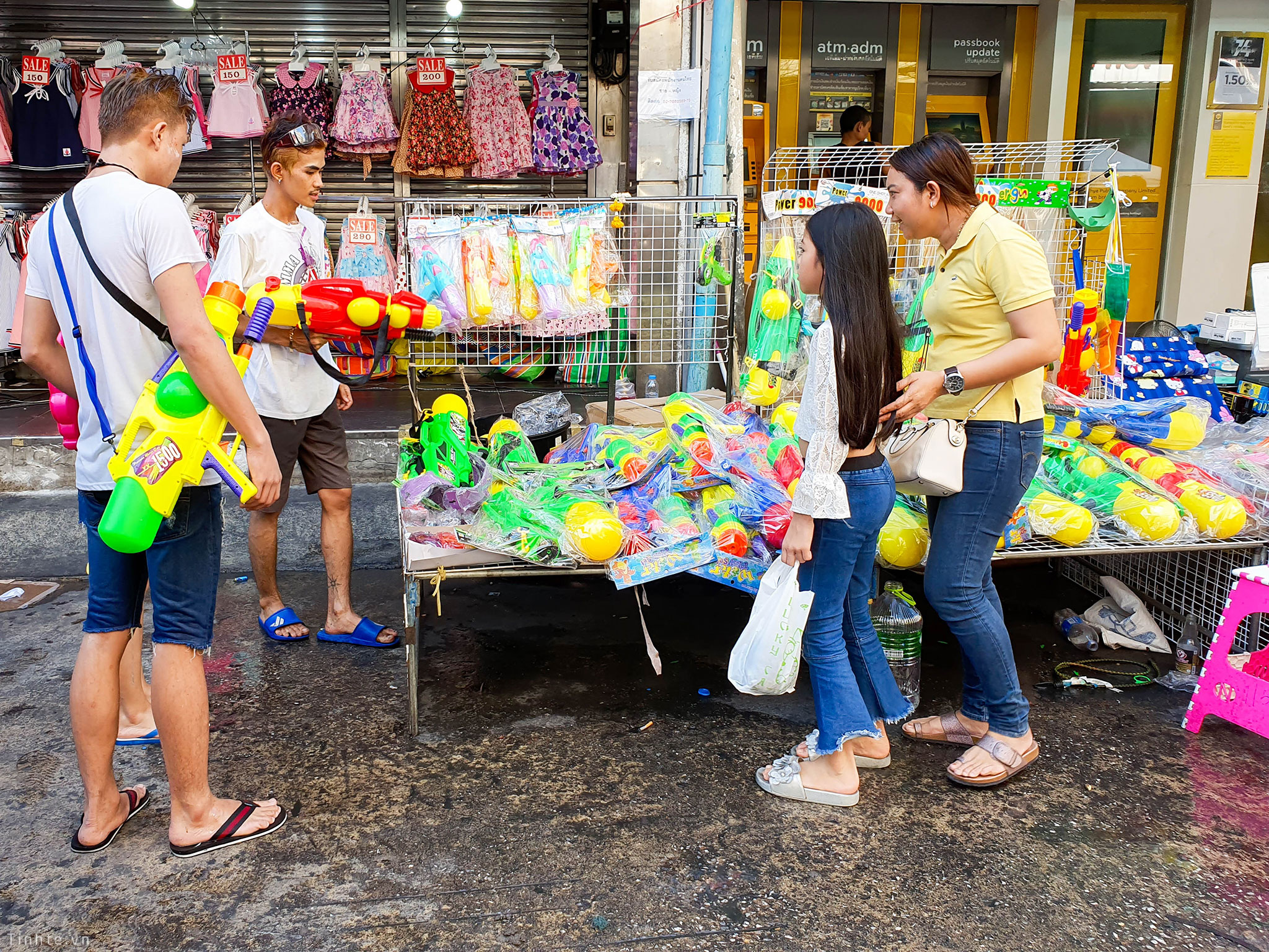 songkran-11.jpg