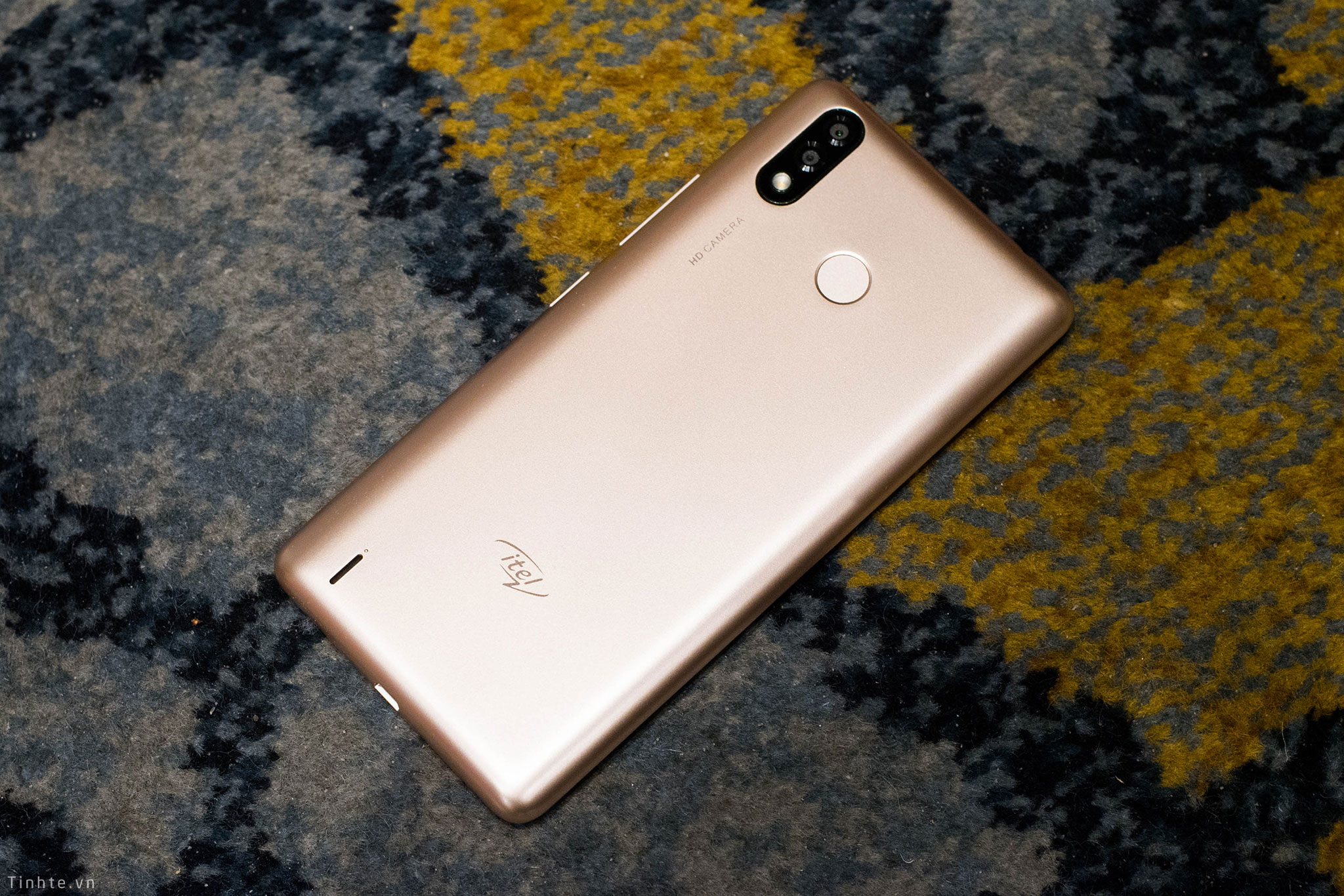 itel-P33-25.jpg