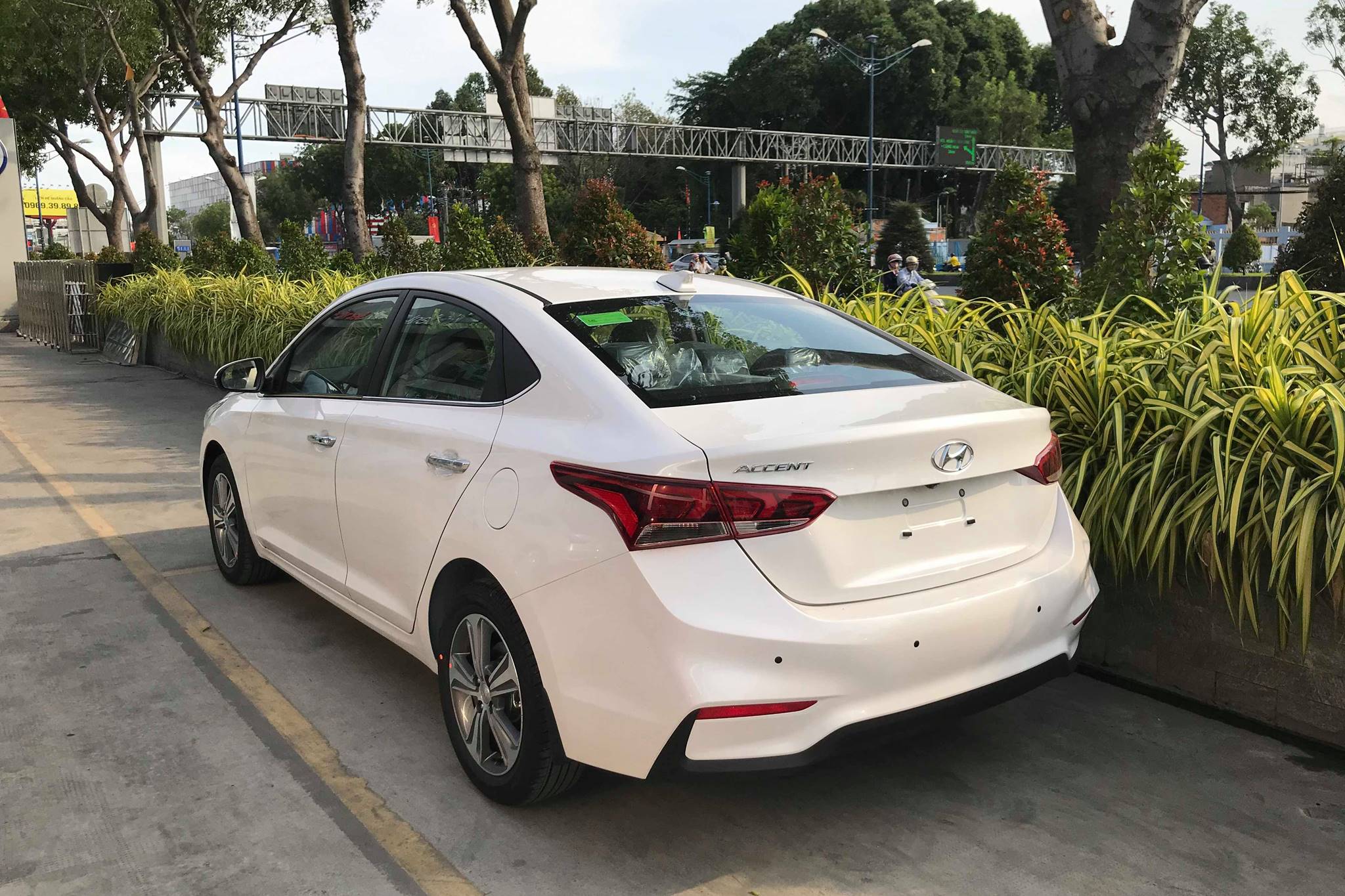 Hyundai_Accent_2019_Xe_Tinhte_002.jpg