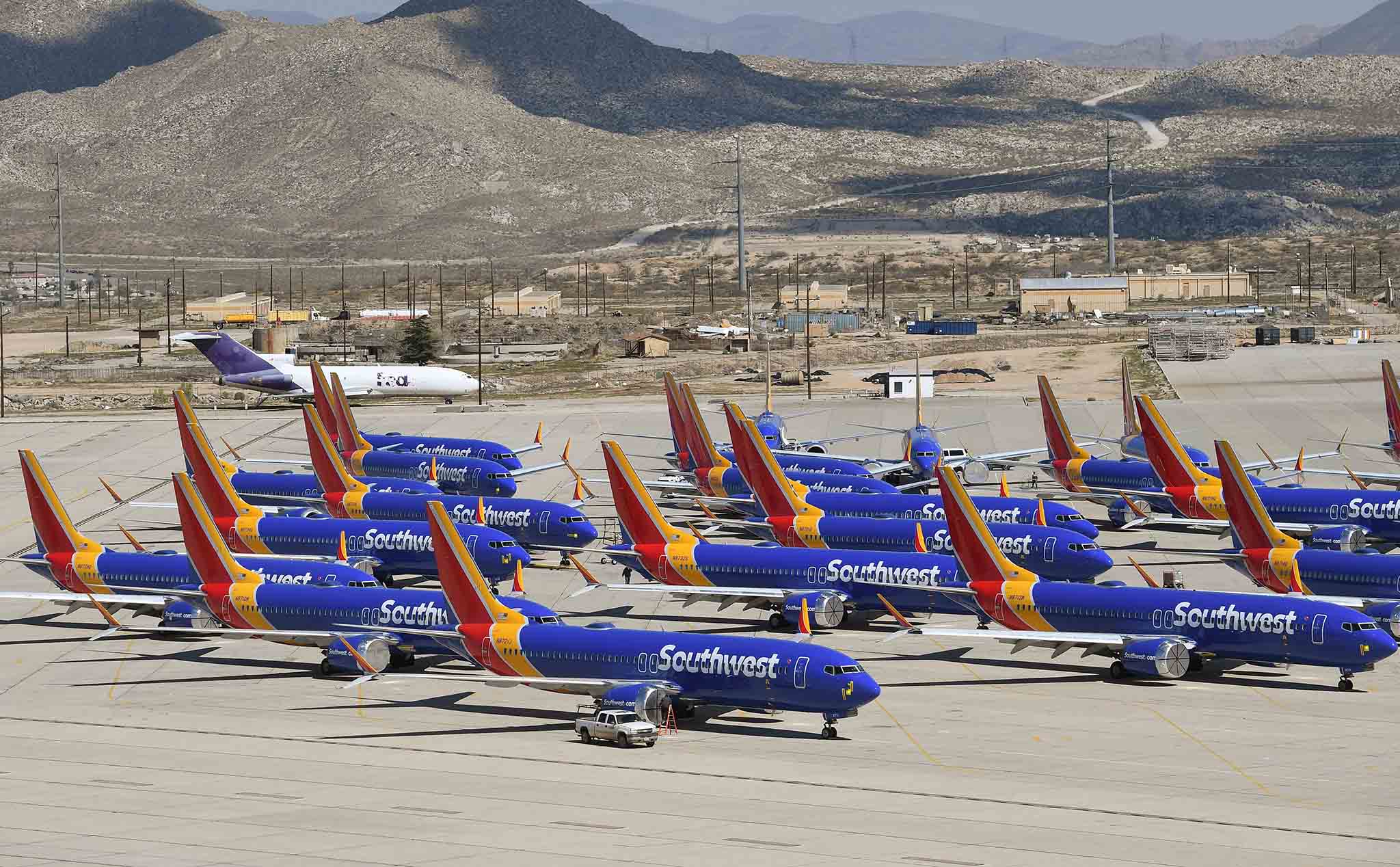 Southwest 737 MAX đình bay.jpg