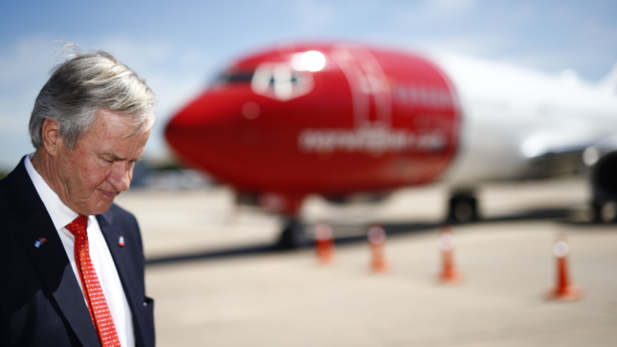 Norwegian 737 MAX đình bay.jpg