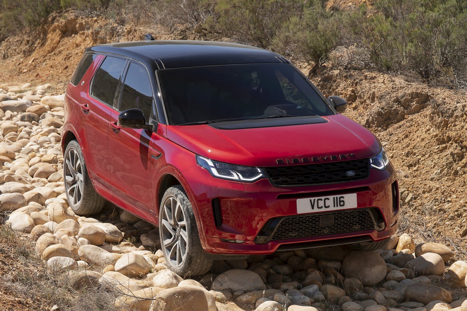 2020-land-rover-discovery-sport-8.jpg