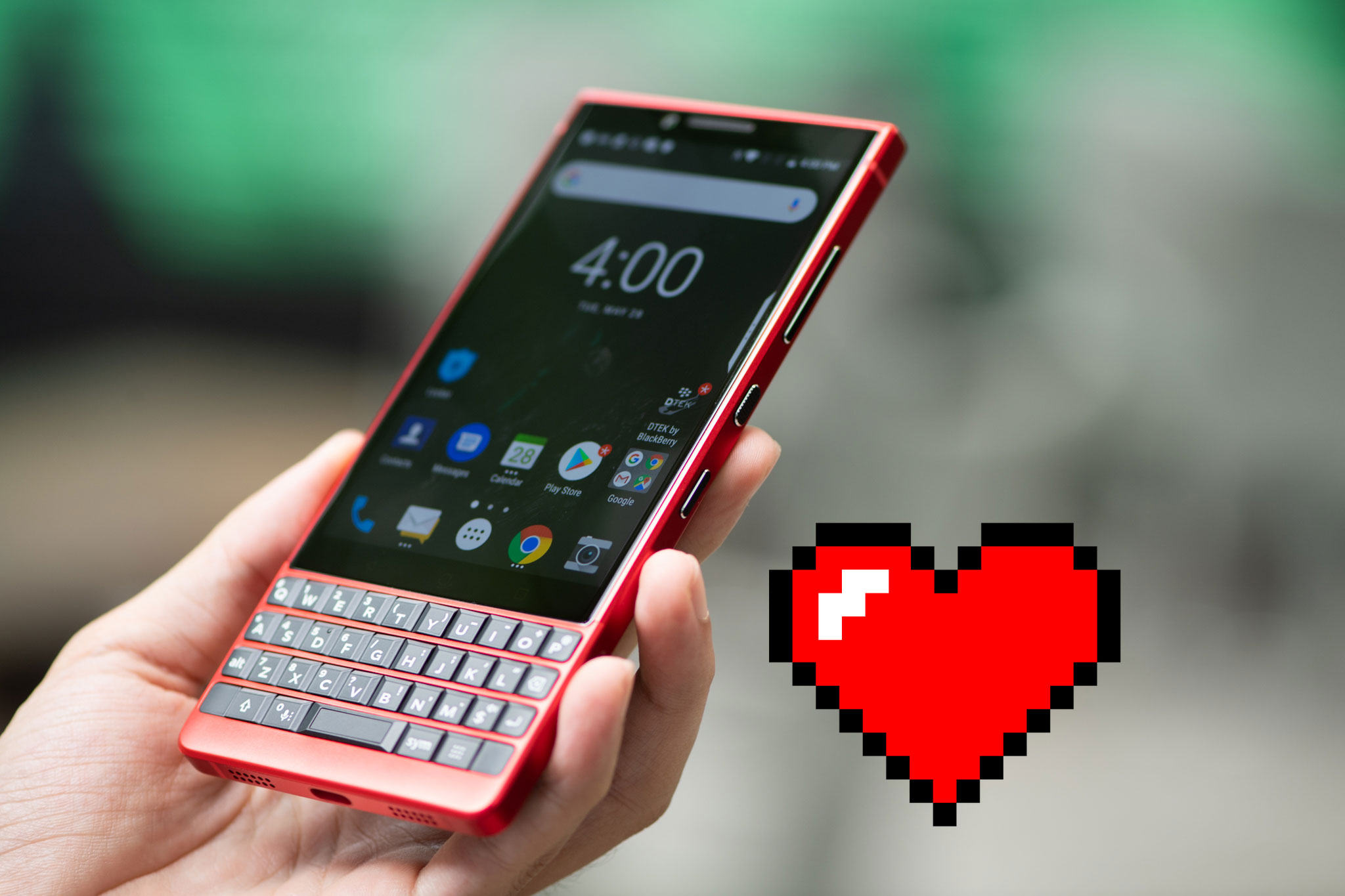 Trên tay Blackberry Key2 Red Edition: đỏ và đẹp, giá 18 triệu