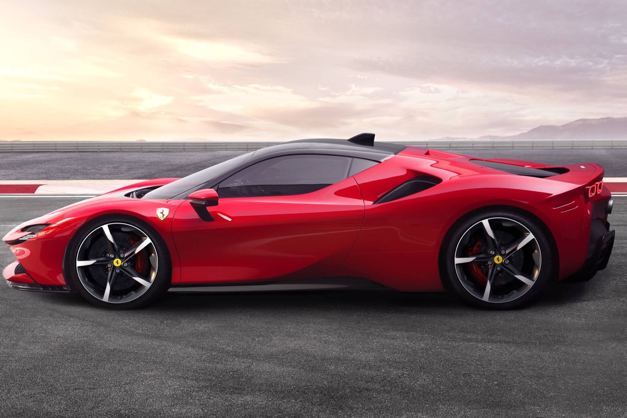 Ferrari_SF90_Stradale_2019_Xe_Tinhte_003.jpg