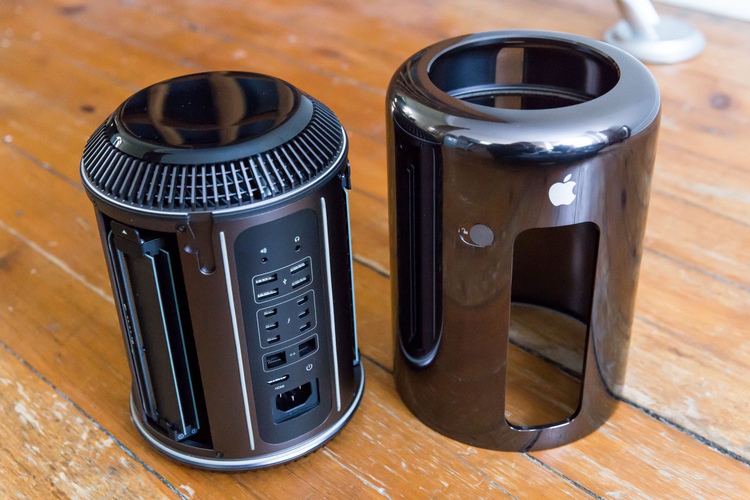 mac-pro-and-case.jpg