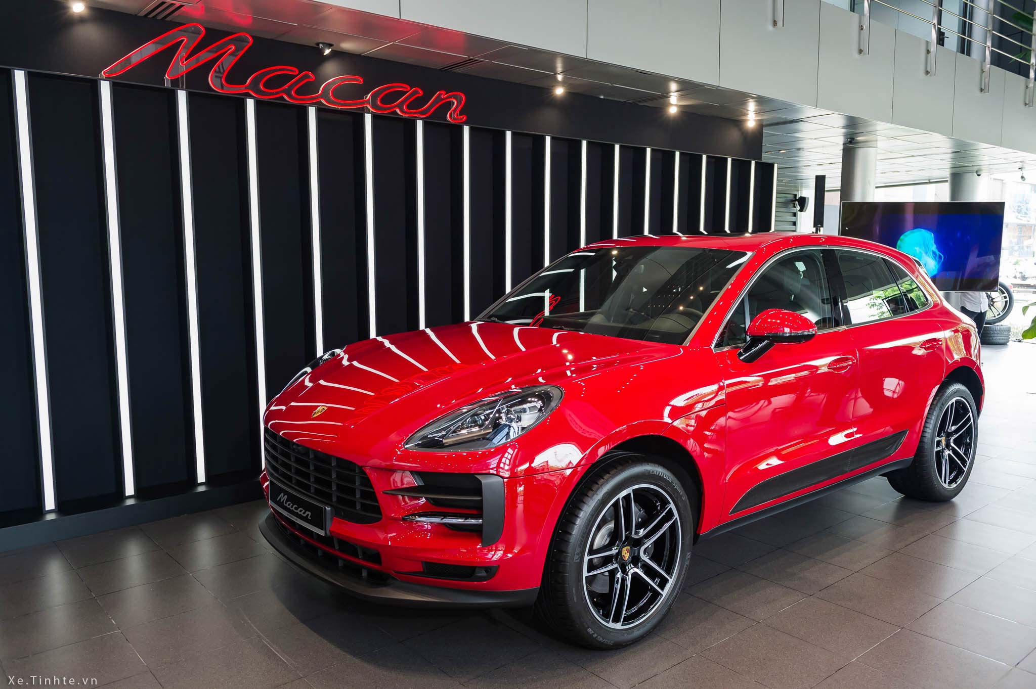 Макан лейбл. Porsche Macan 2019. Порше Макан красный. Порше Macan 2019. Macan GTS 2019.