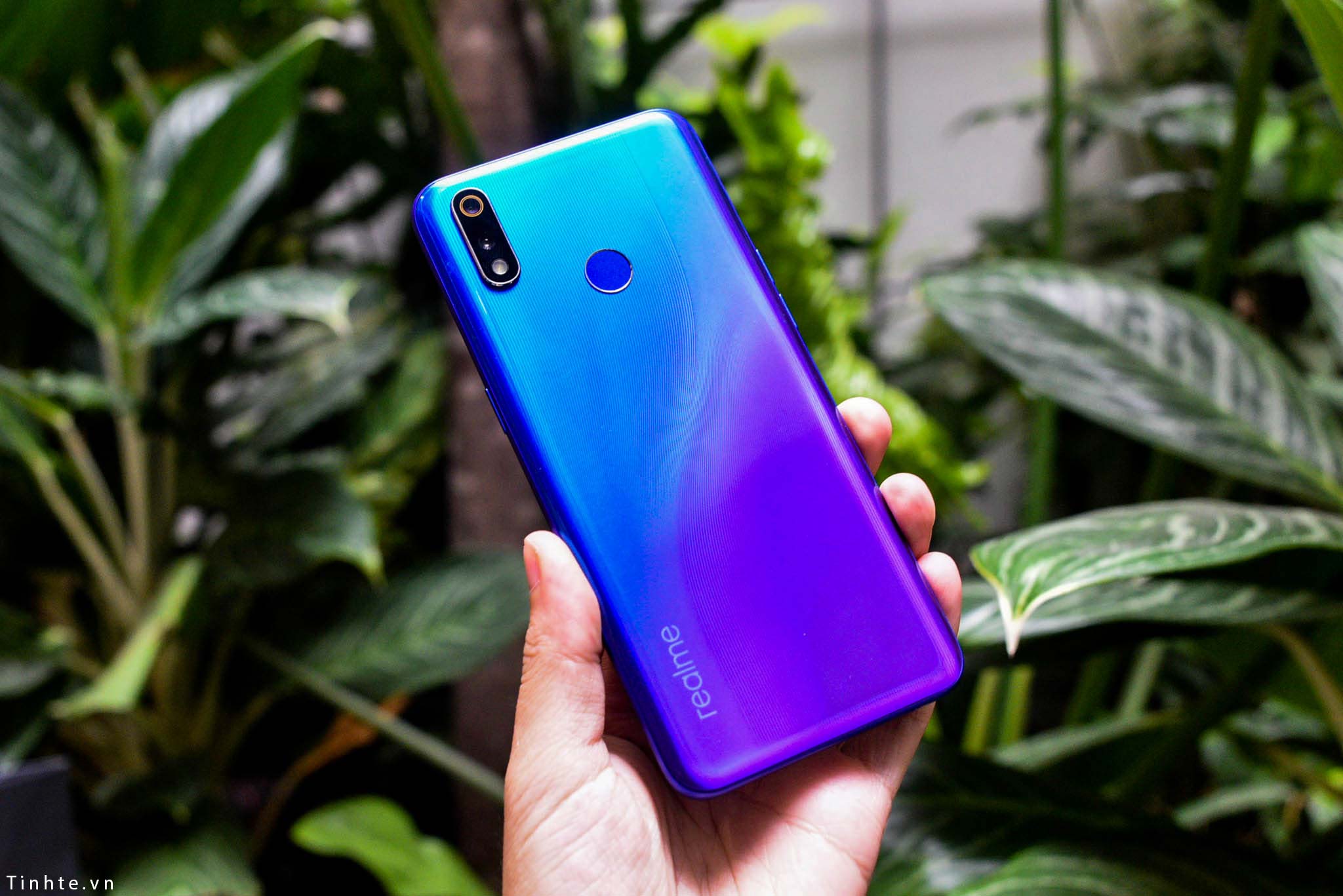 realme3pro-2.jpg