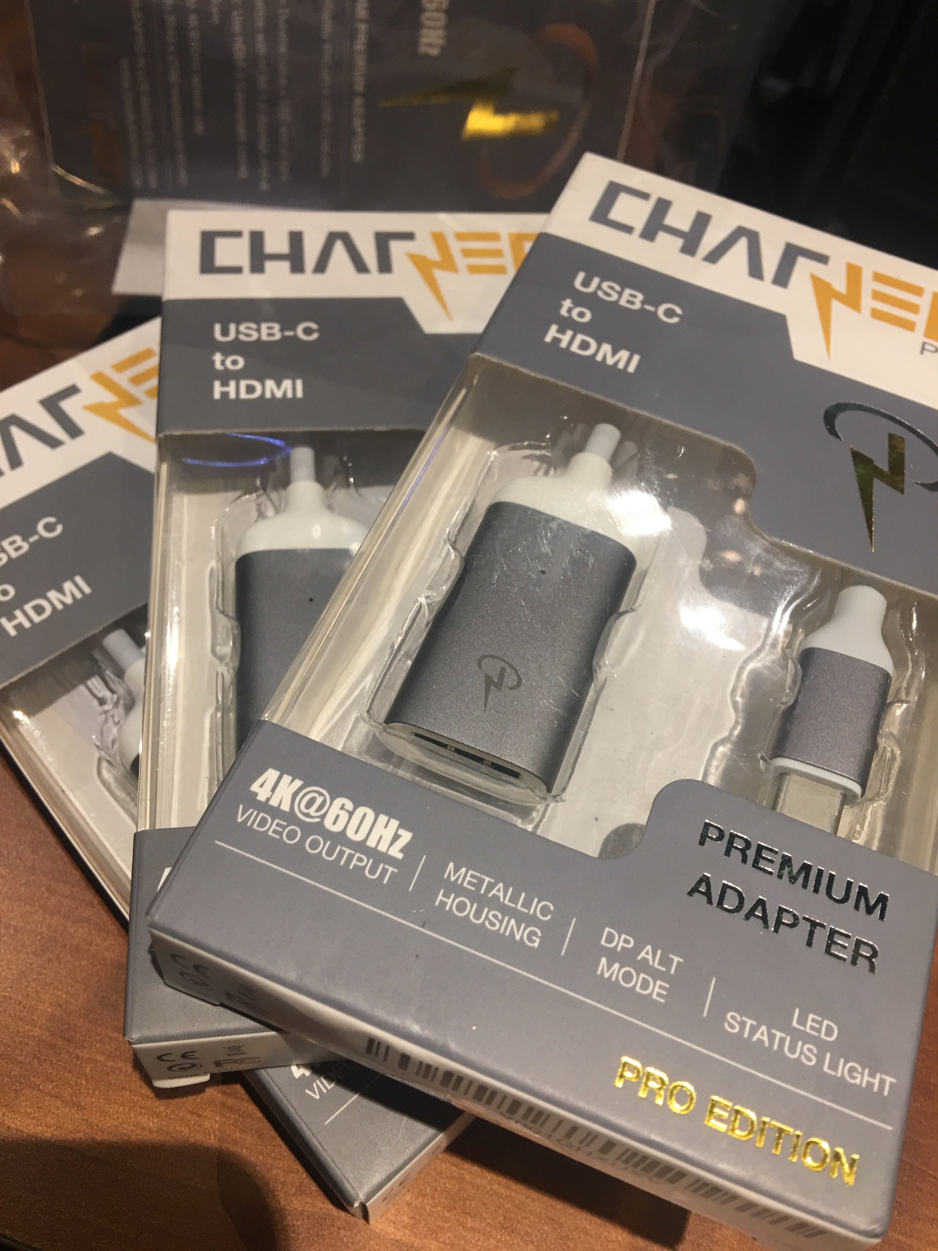 Trên tay hub USB-C 9 cổng HyperDrive Power 9-in-1, dùng được cho Win ...