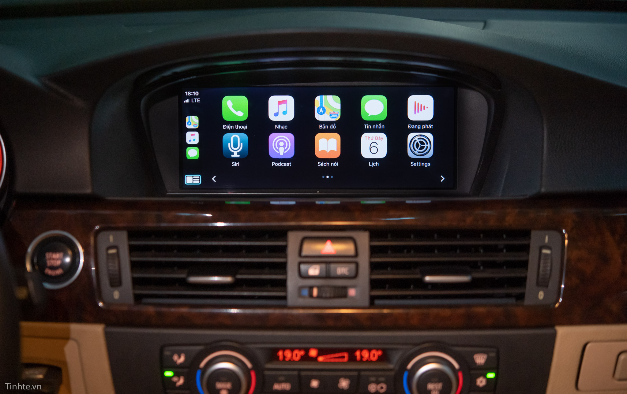 Apple_Carplay_Android_Auto_gan_them_cho_xe_hoi (8 of 8).jpg