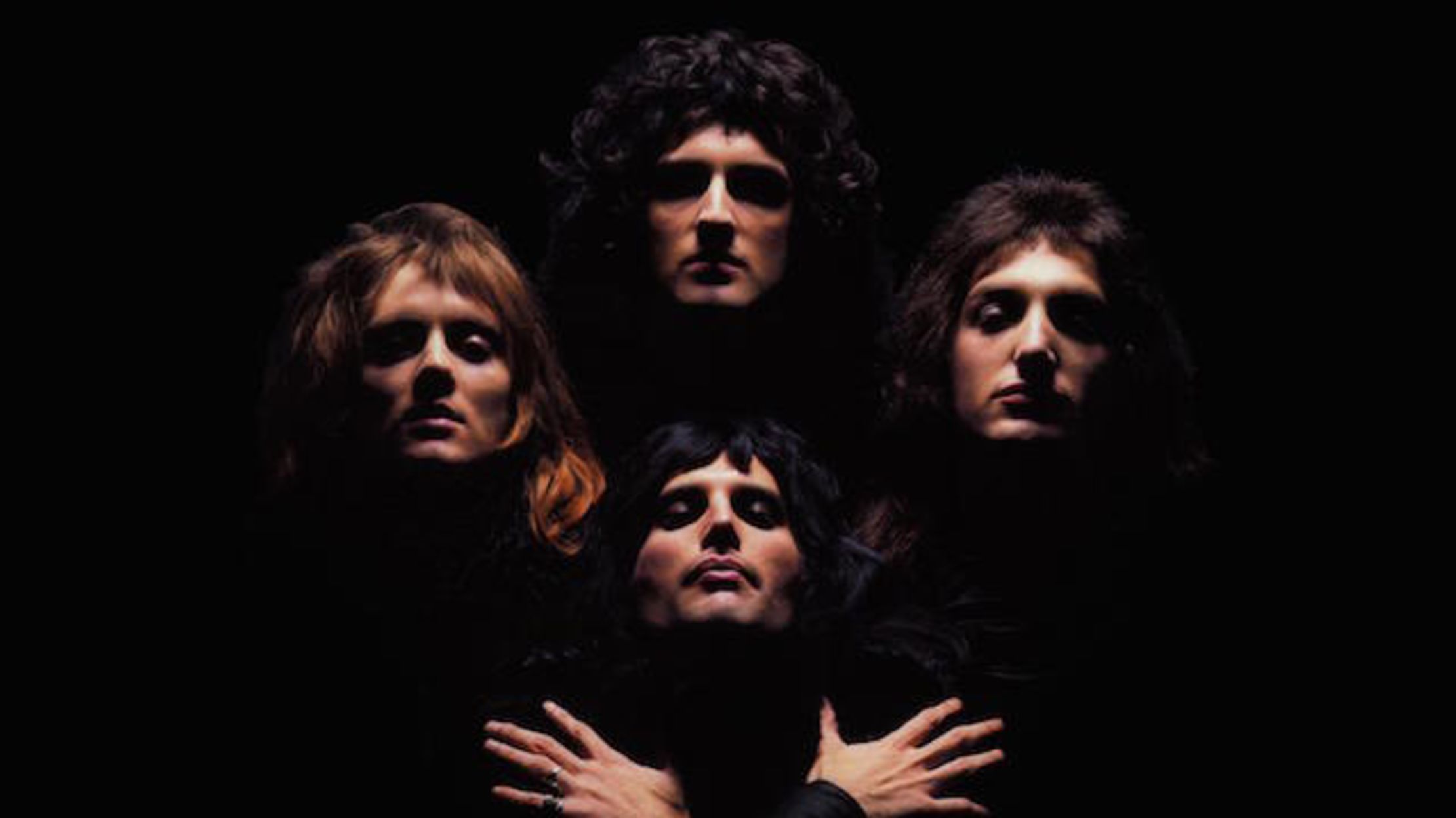 tinhte-queen-Bohemian-Rhapsody-1-ty-view-1.jpg