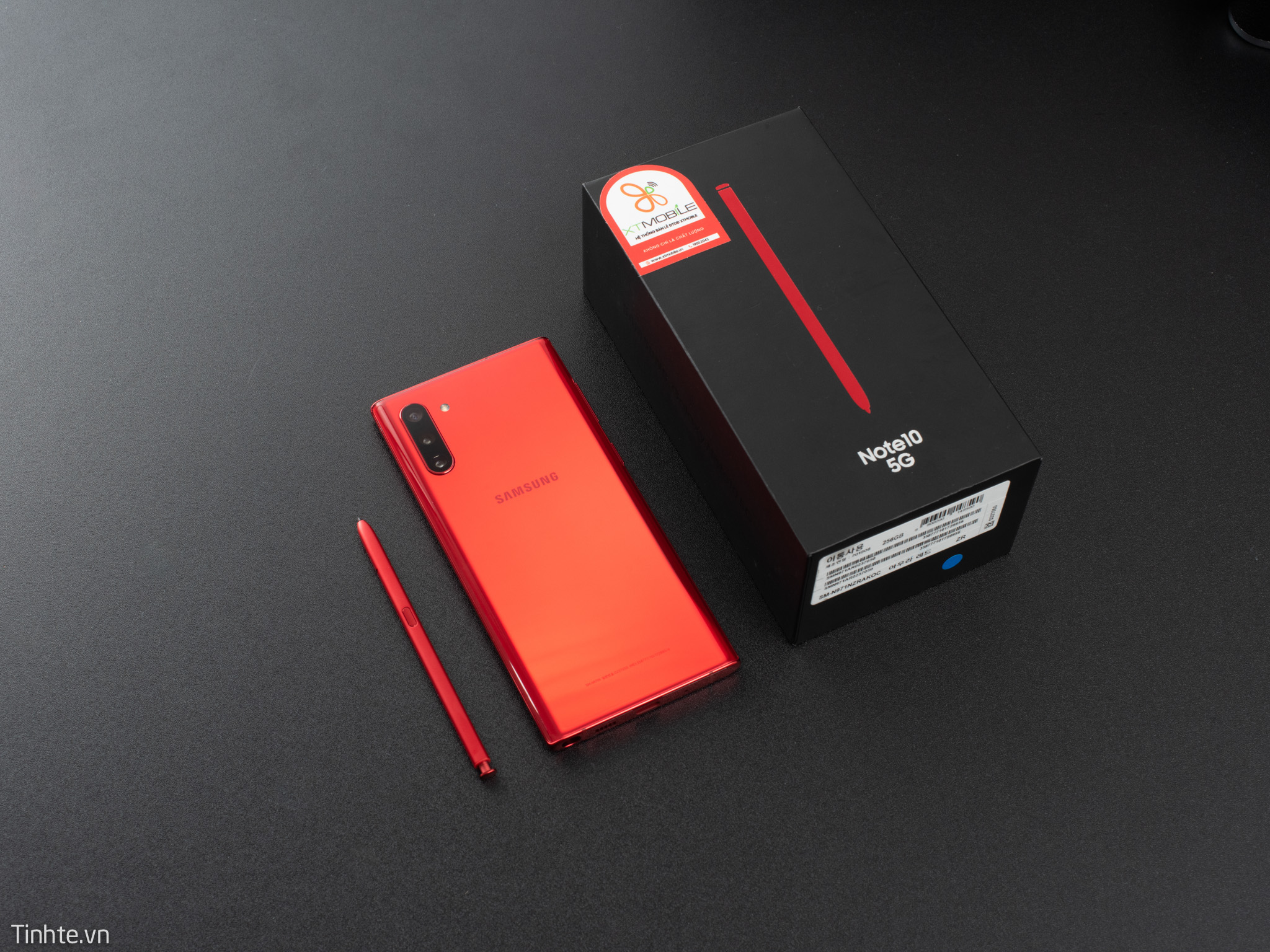Galaxy-Note10-Aura-RED-5.jpg