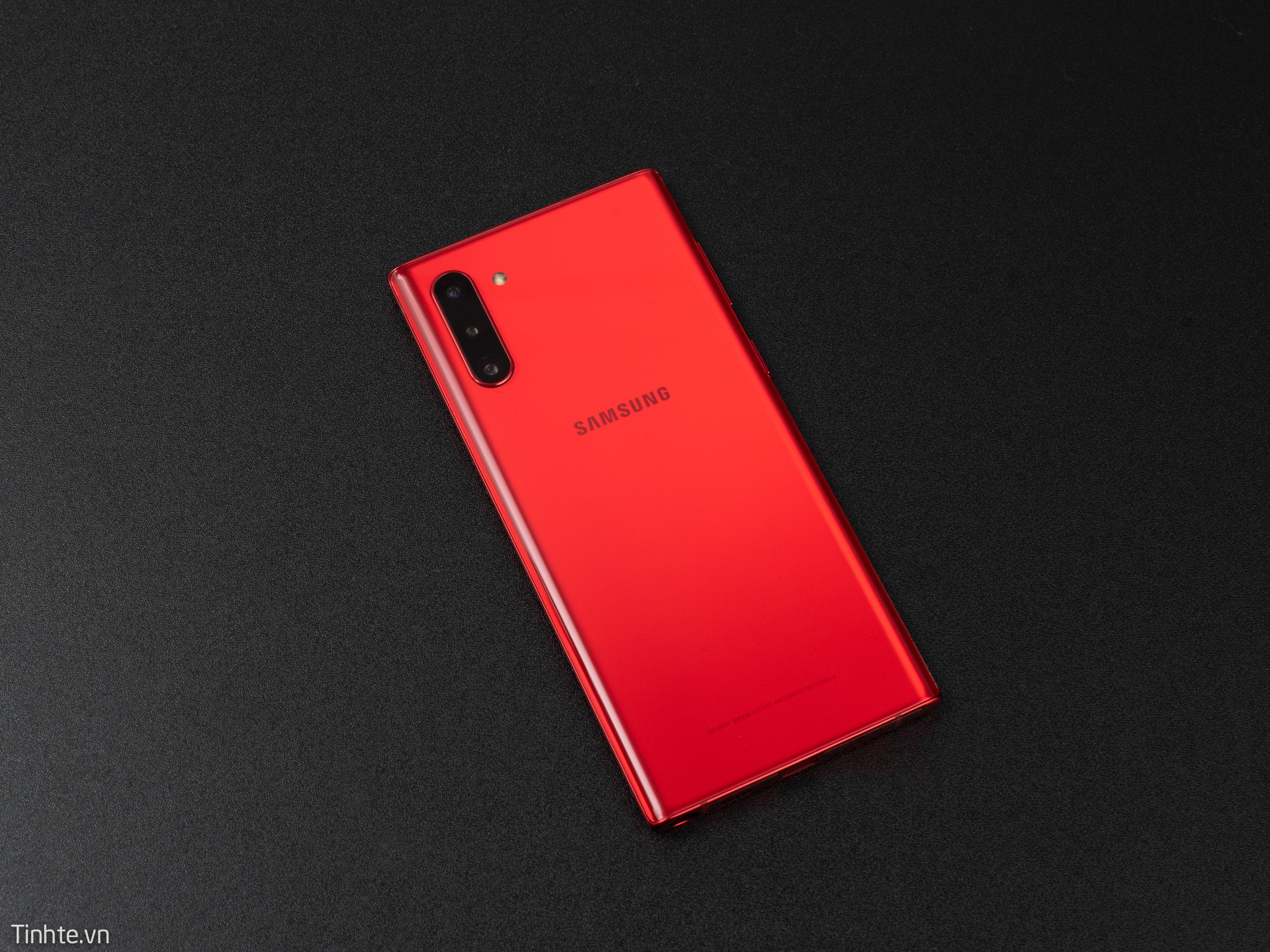 Galaxy-Note10-Aura-RED-7.jpg