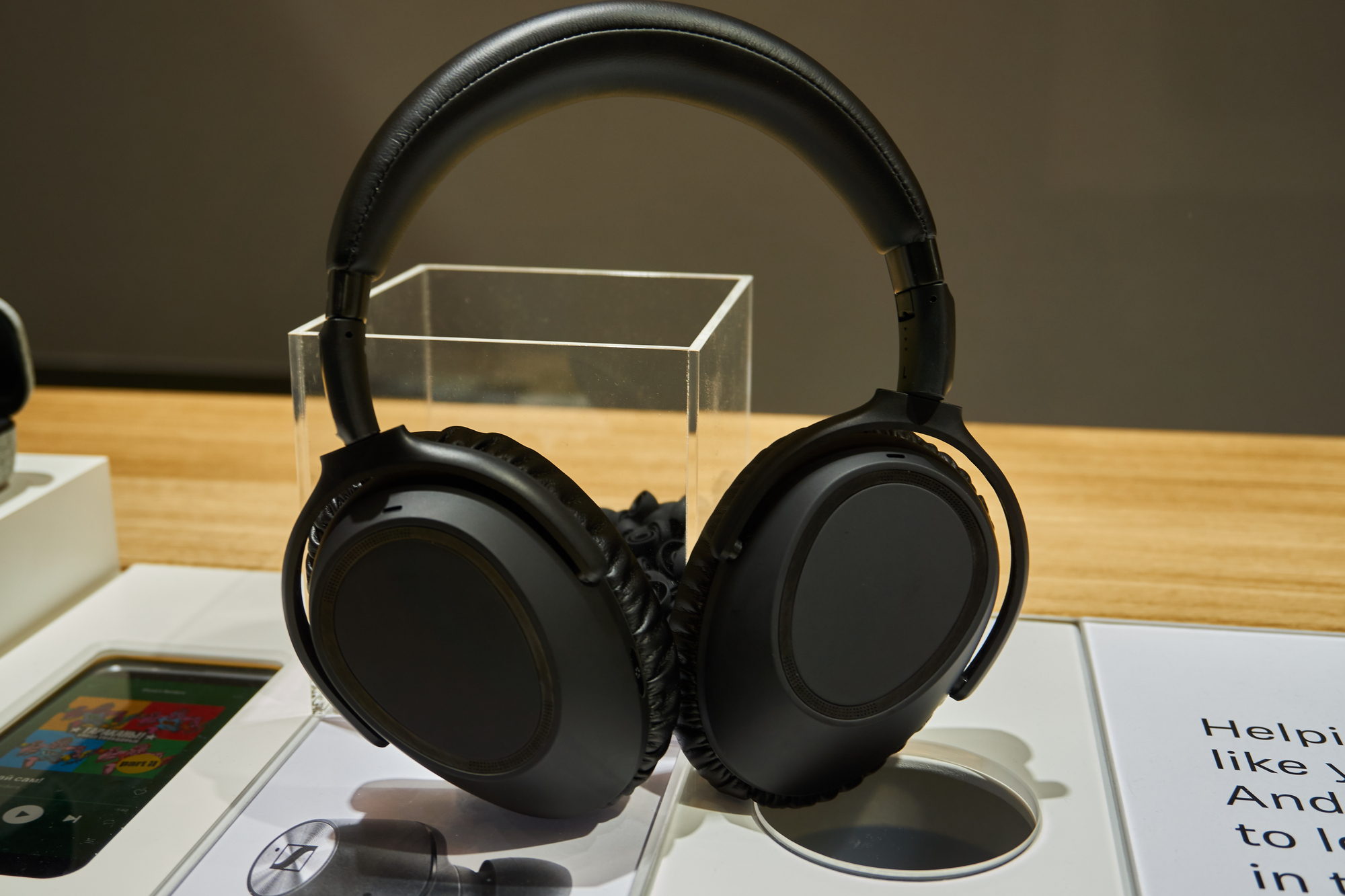 tinhte-Sennheiser-PXC-550-II-1.jpg