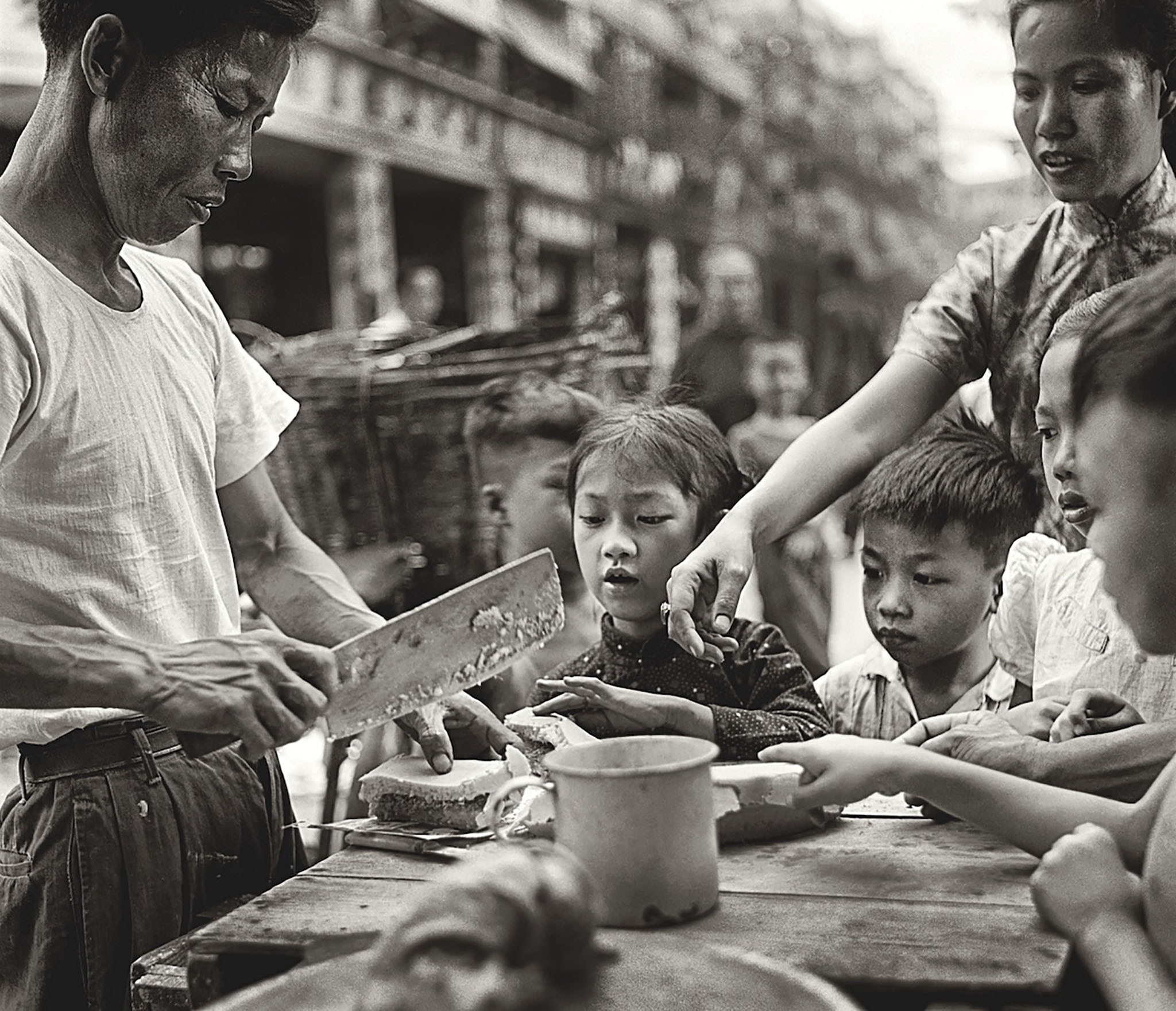 Fan-Ho-Cant-Wait貪嘴-Hong-Kong-1950s-and-60s-courtesy-of-Blue-Lotus-Gallery.jpg