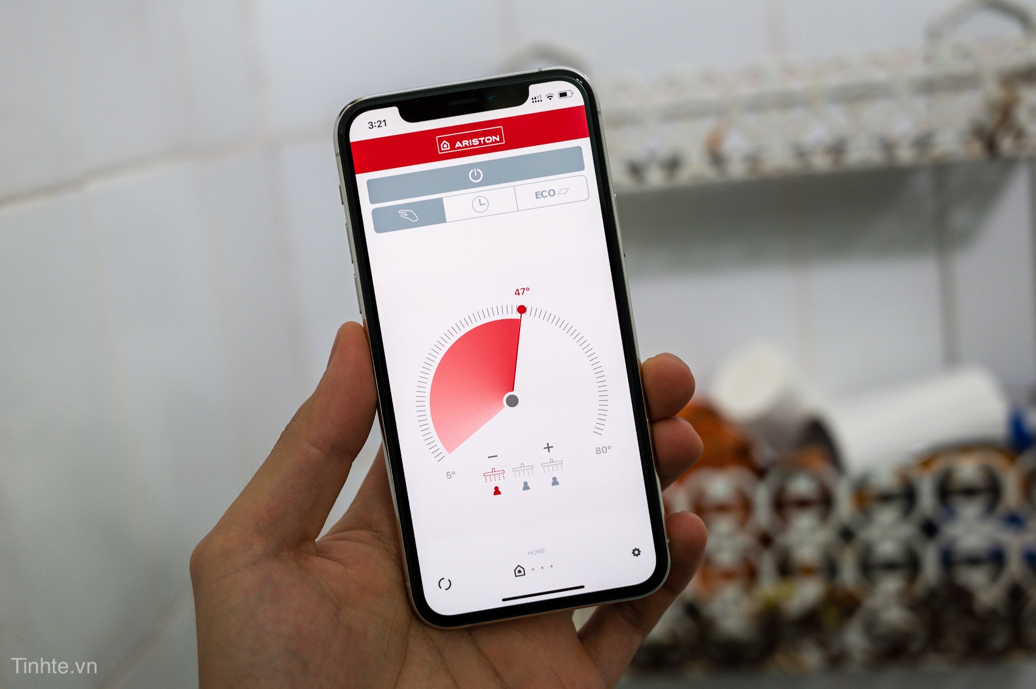 Tích hợp Wifi 2.0 – Điều khiển thông minh mọi lúc, mọi nơi Tích hợp Wifi 2.0 – Điều khiển thông minh mọi lúc, mọi nơi