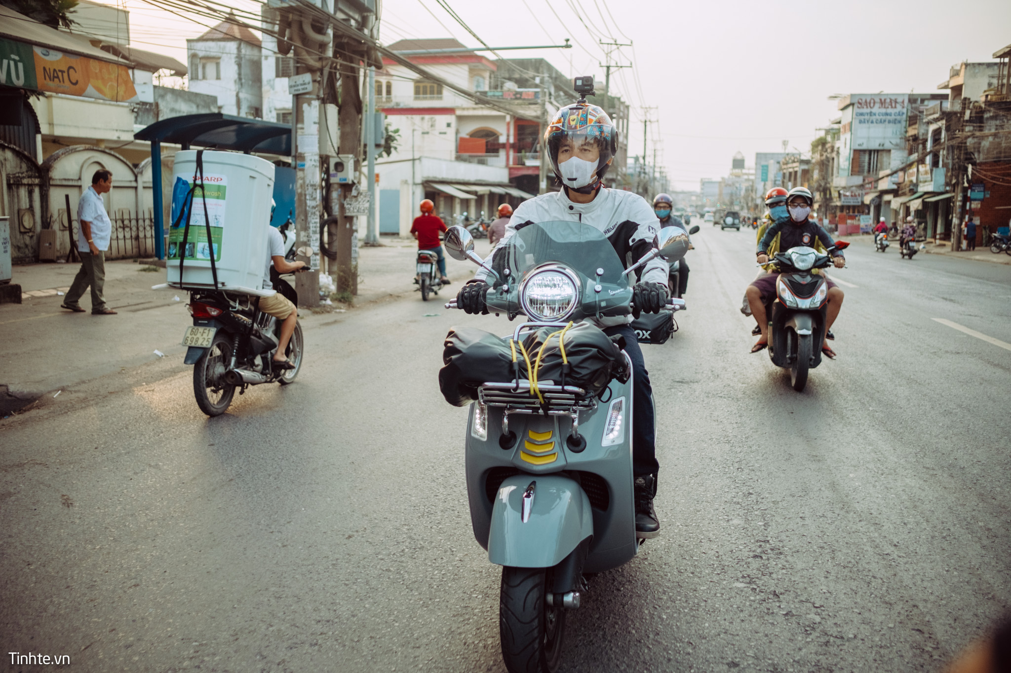Vespa_SG_BL_DM-10.jpg