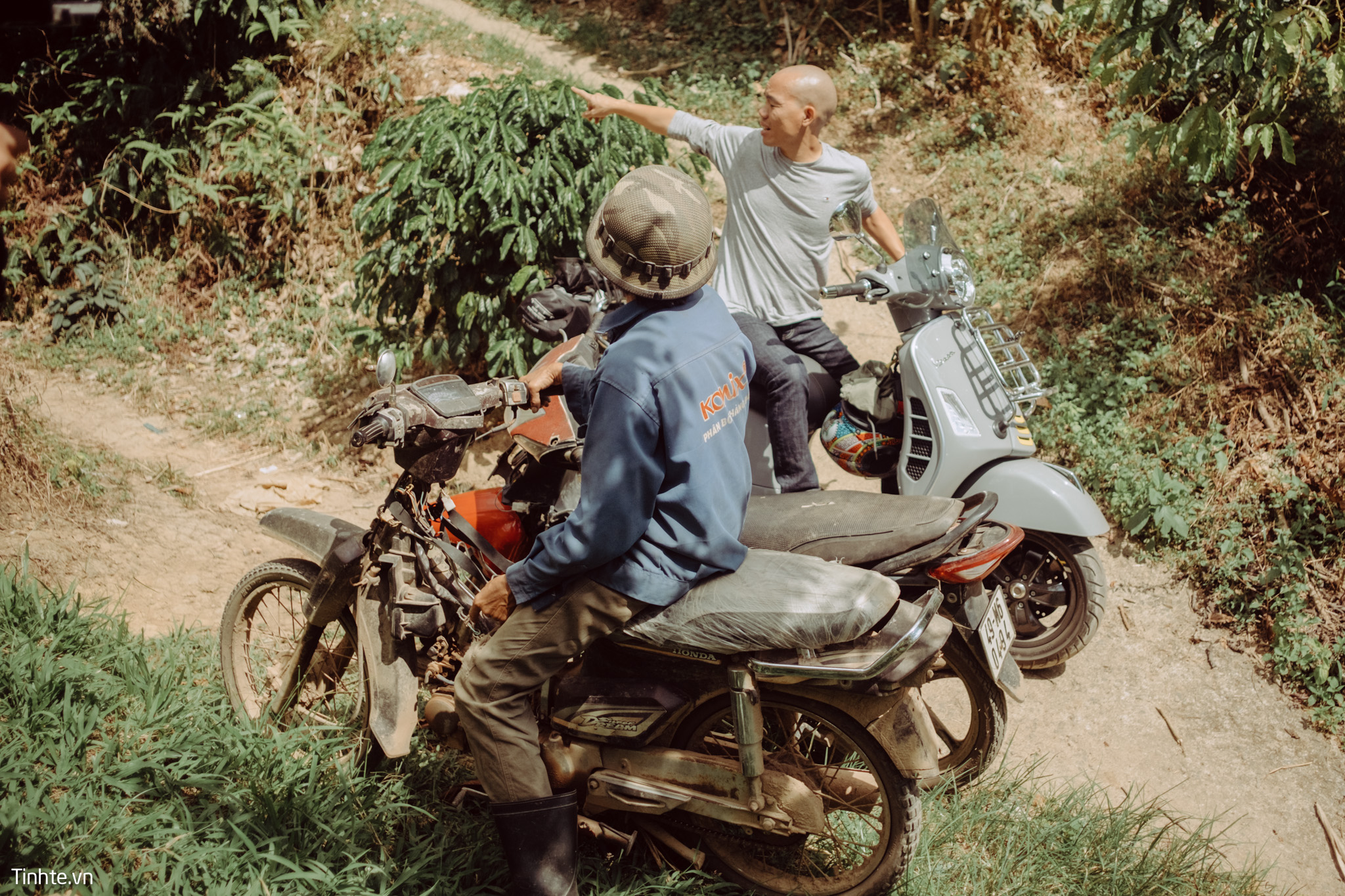 Vespa_SG_BL_DM-35.jpg