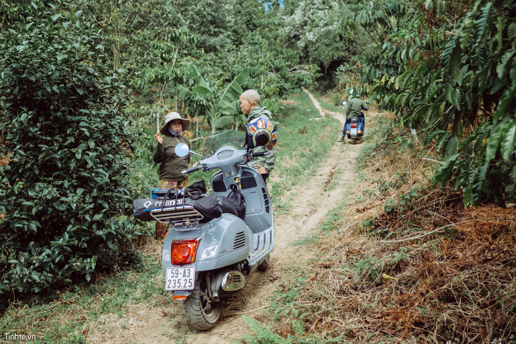 Vespa_SG_BL_DM-37.jpg