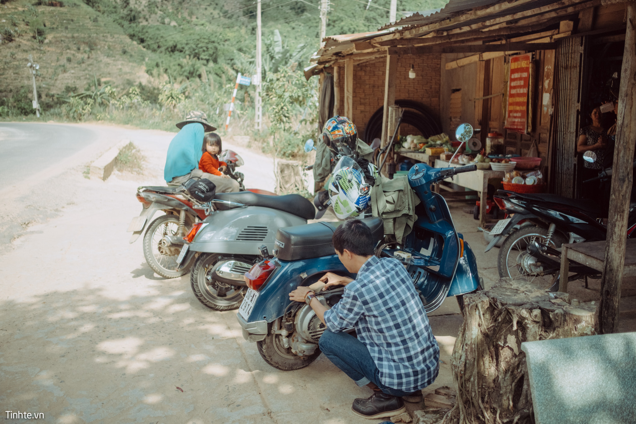 Vespa_SG_BL_DM-39.jpg