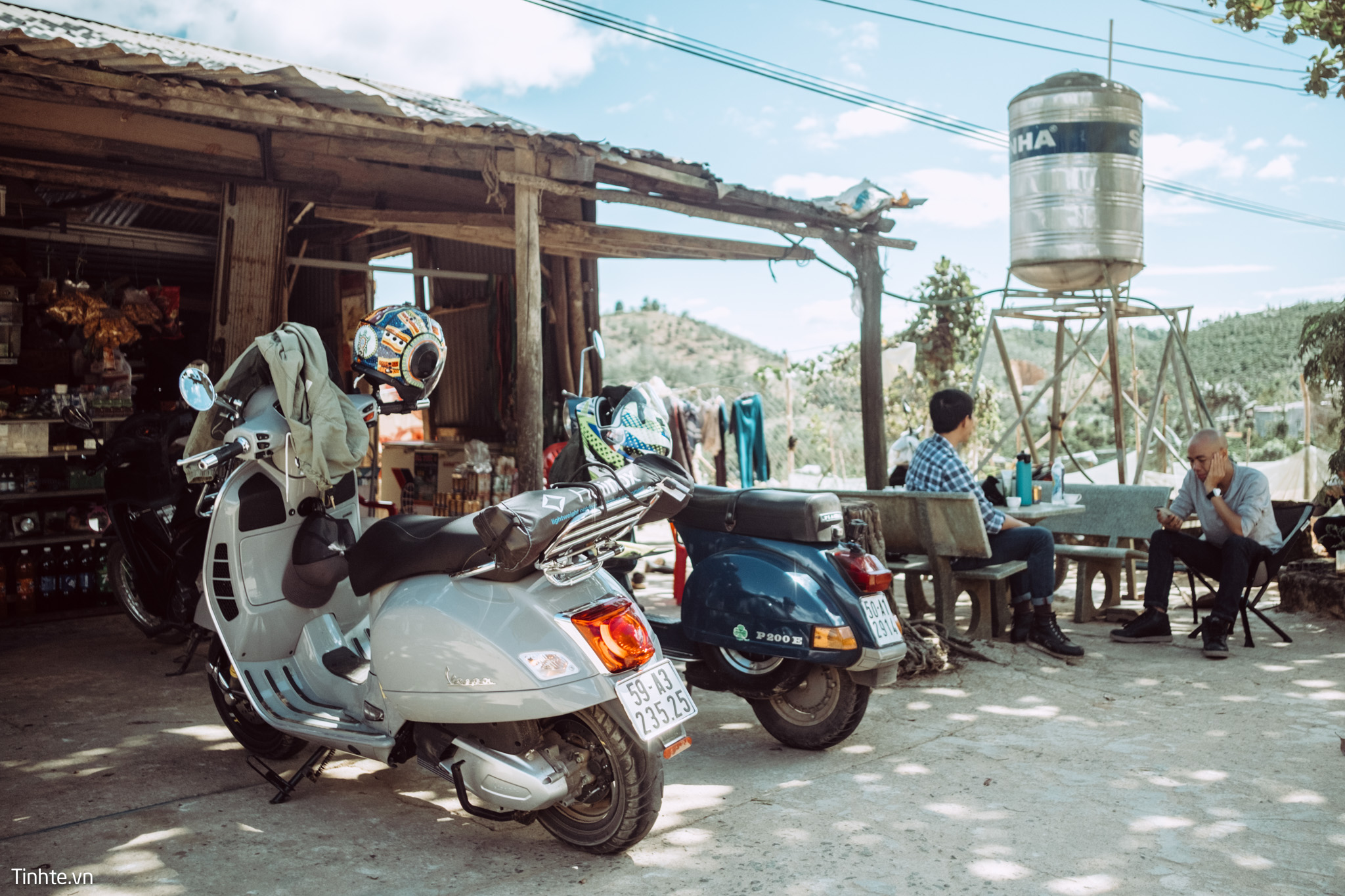 Vespa_SG_BL_DM-41.jpg